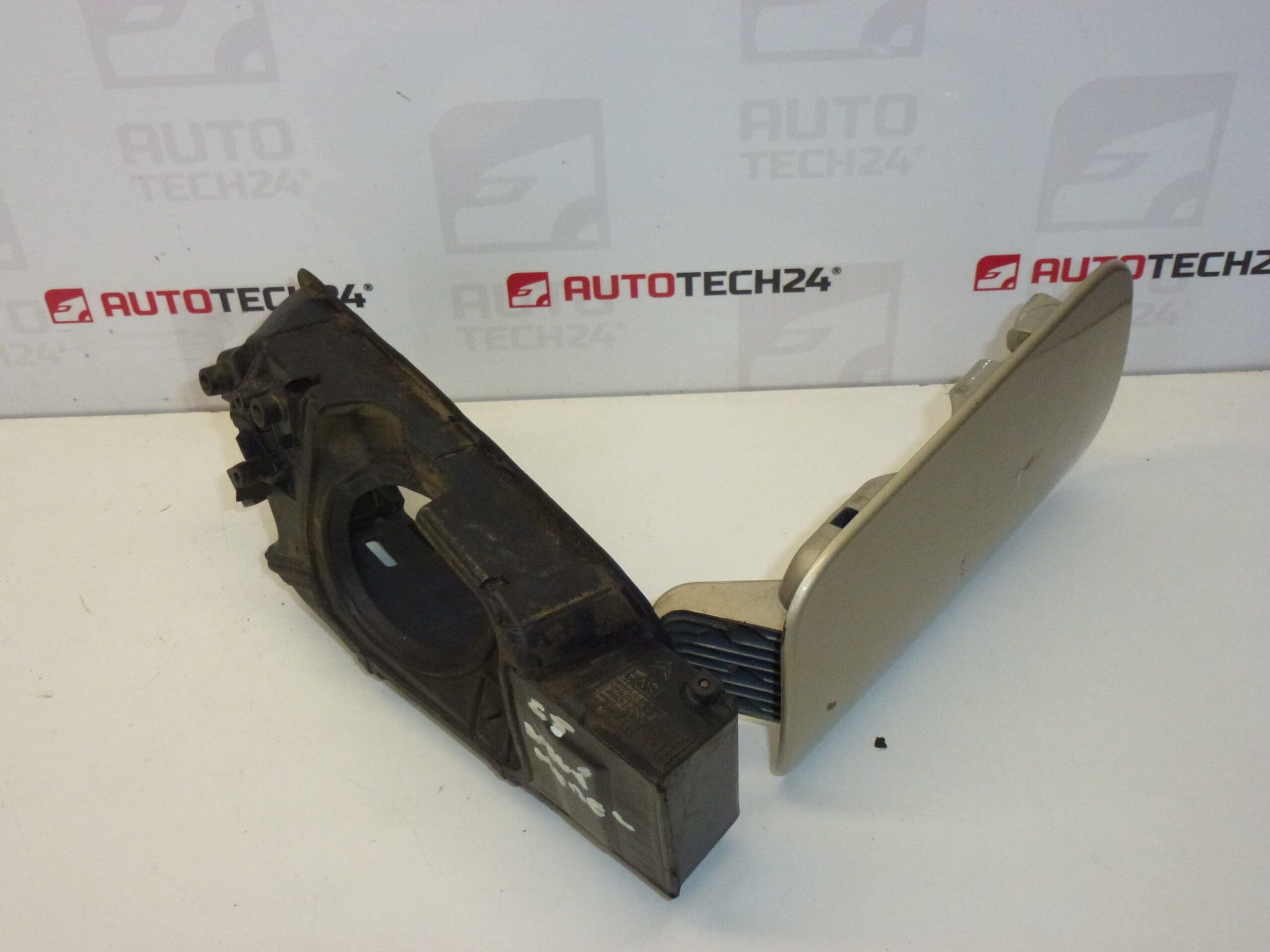 Капак за резервоар Citrŏĕn C5 9633284180 златист металик - Image 2