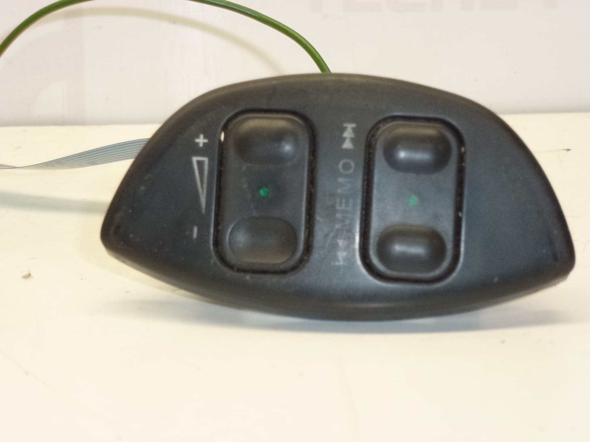 Управление на радио на волана Citroën Peugeot 4112FA - Image 2