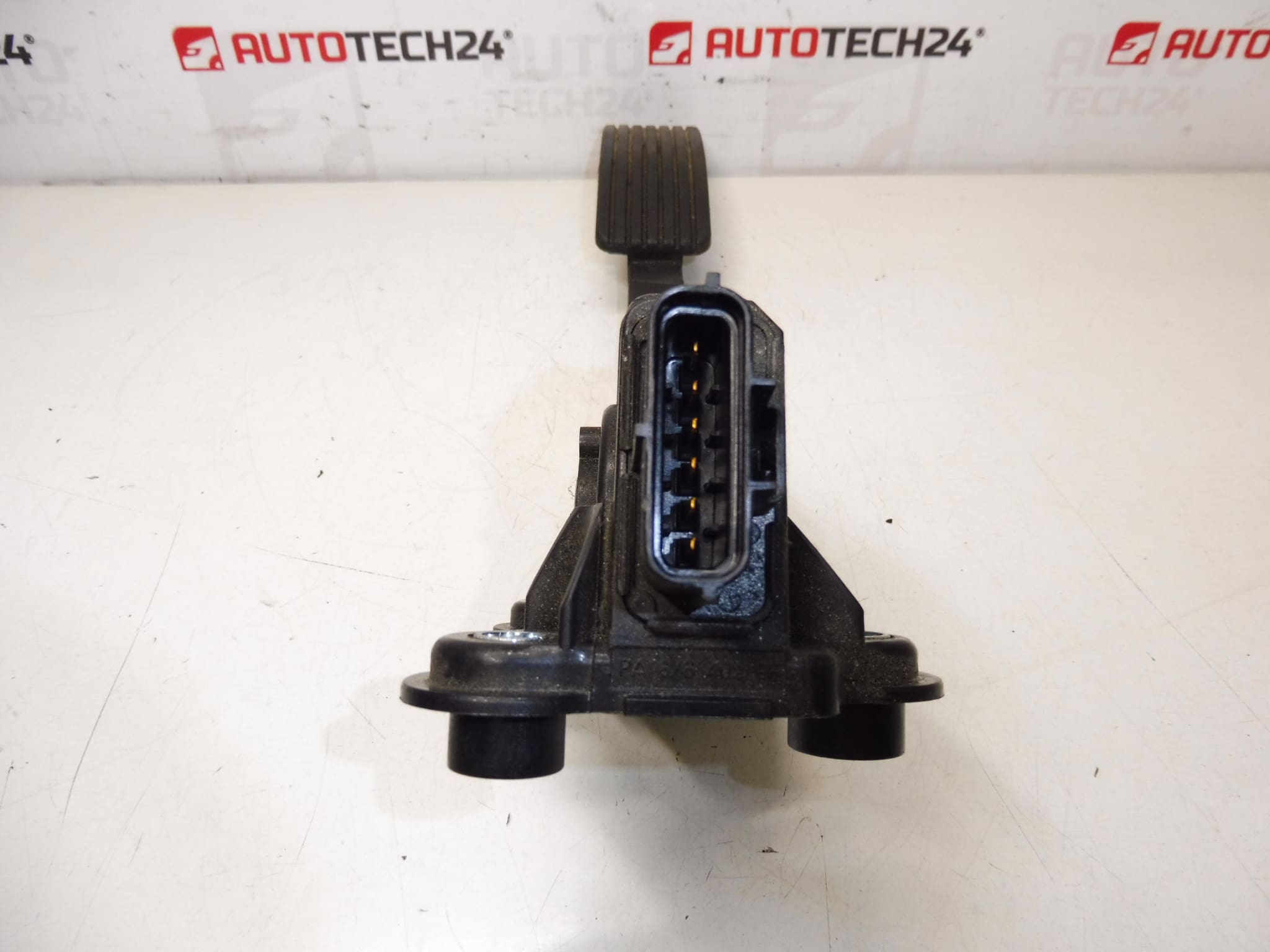 Ситроен C-Crosser Пежо 4007 1600A102 1601CL - Image 2