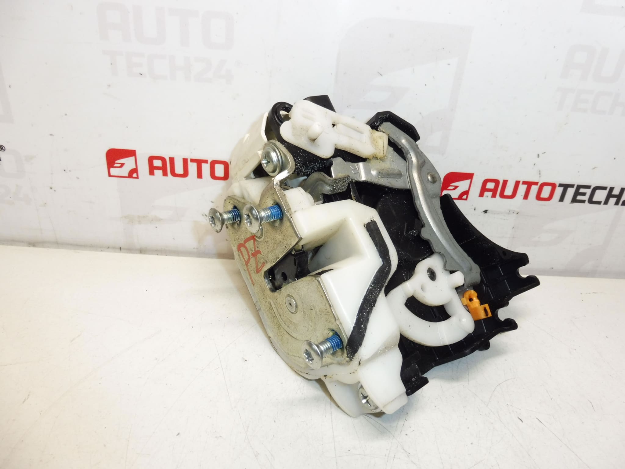 Citroën C-Crosser Peugeot 4007 9138Q6 Заключване на задната врата - Image 2