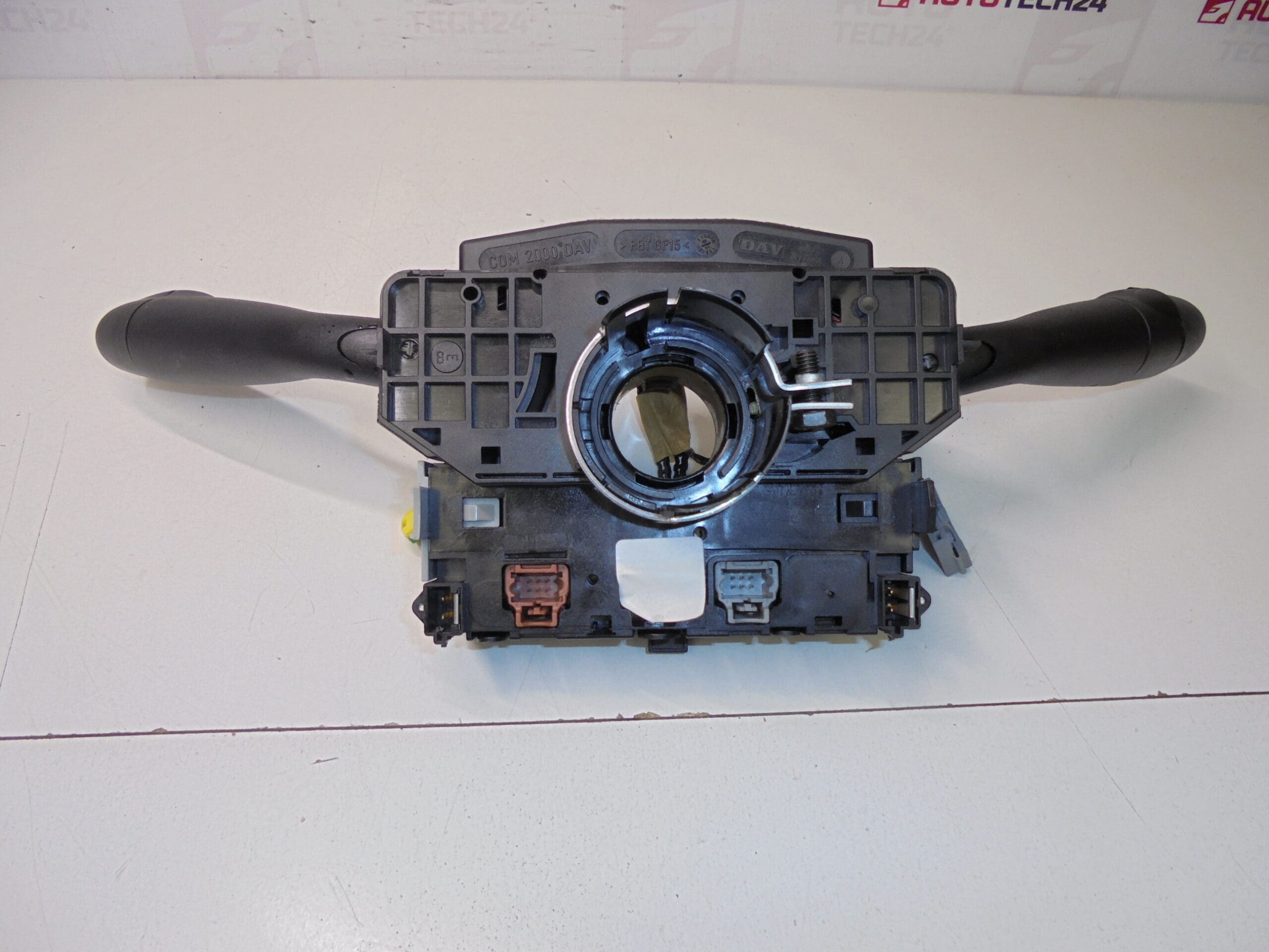 Драйвери за Citroën Peugeot 96605679XT 6239Q1