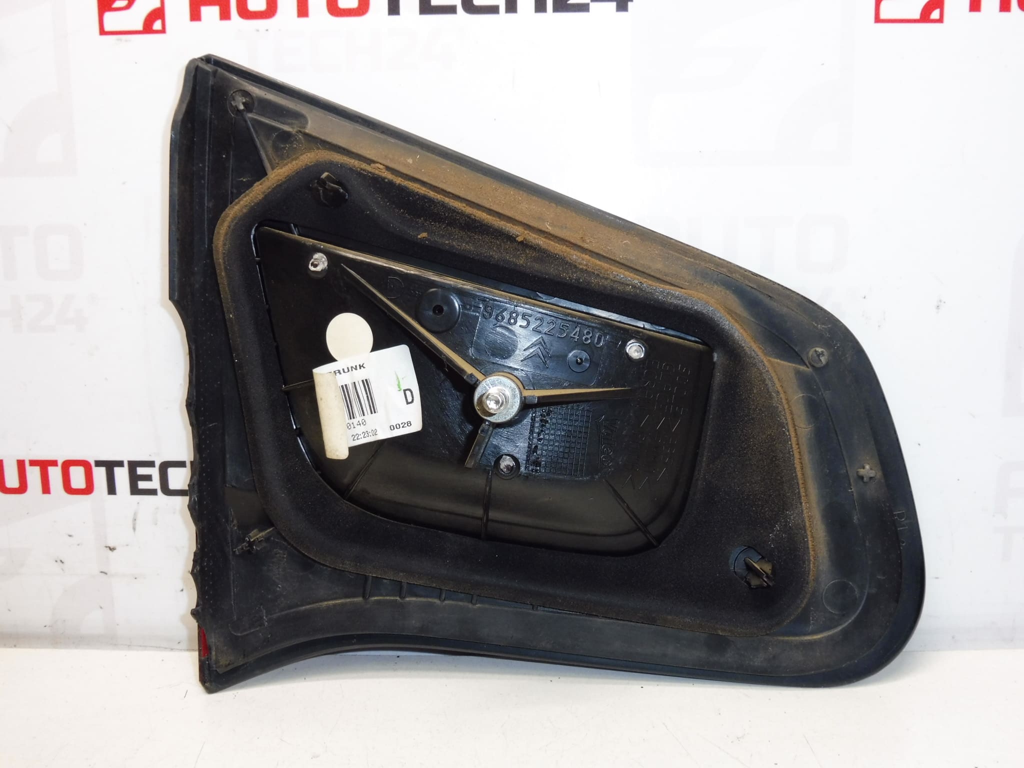 Дясна задна лампа капак Citroën C3 II 89090140 - Image 2