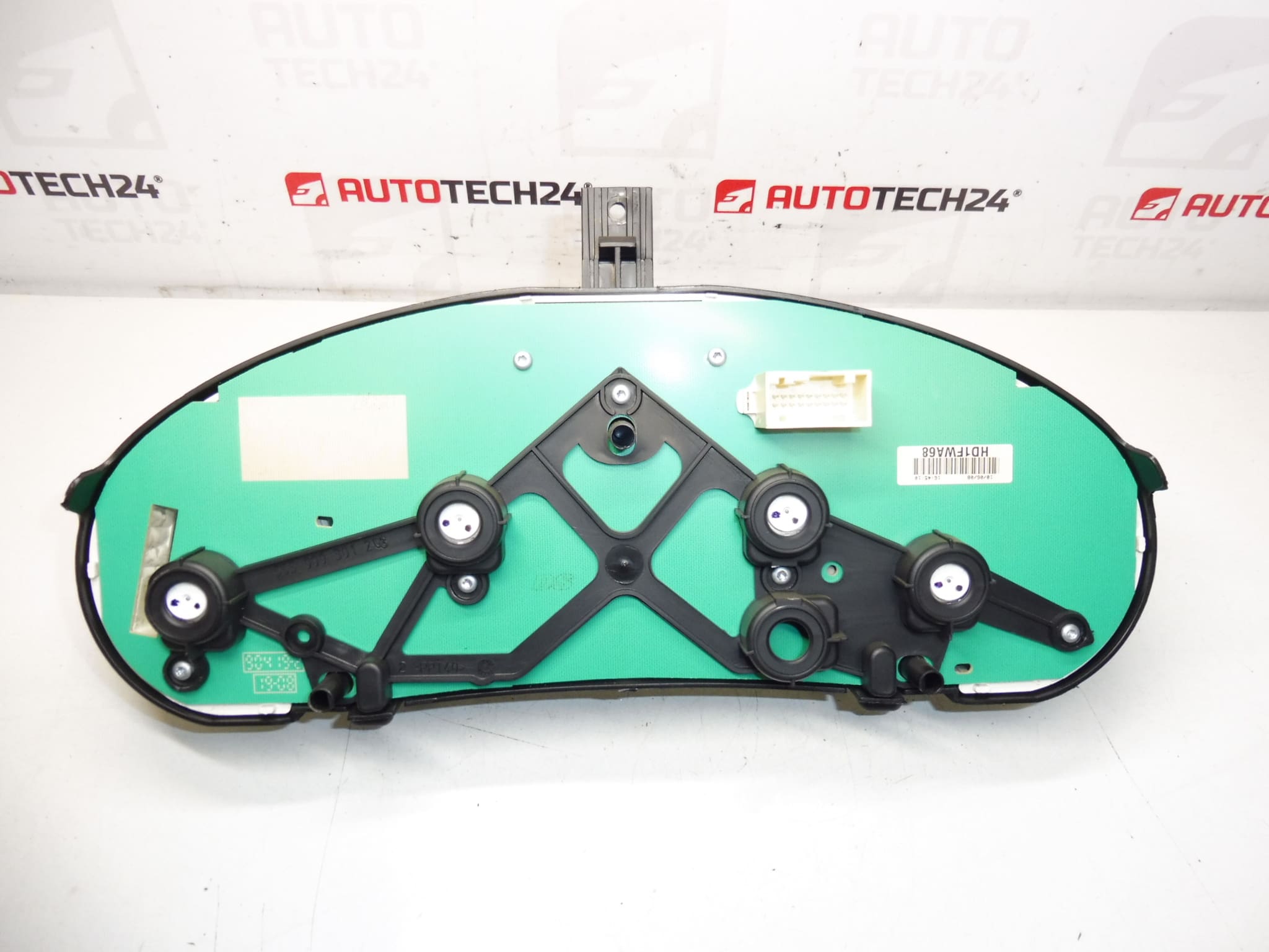 Аларми за скоростомер Peugeot 206 66000 км 9656729180 6106LL - Image 2