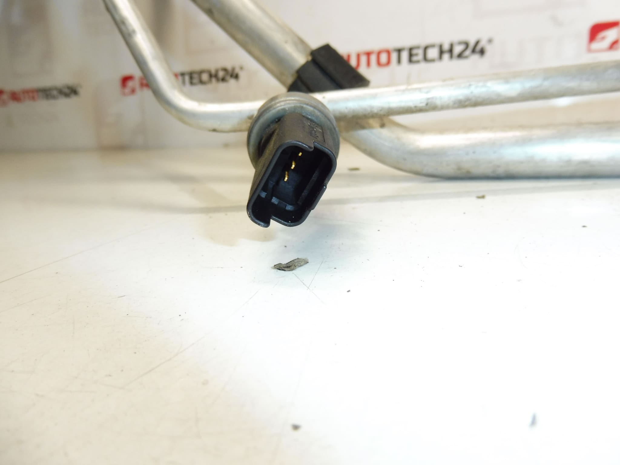 Климатична тръба Peugeot Citroën 9684310980 6477G6 - Image 2