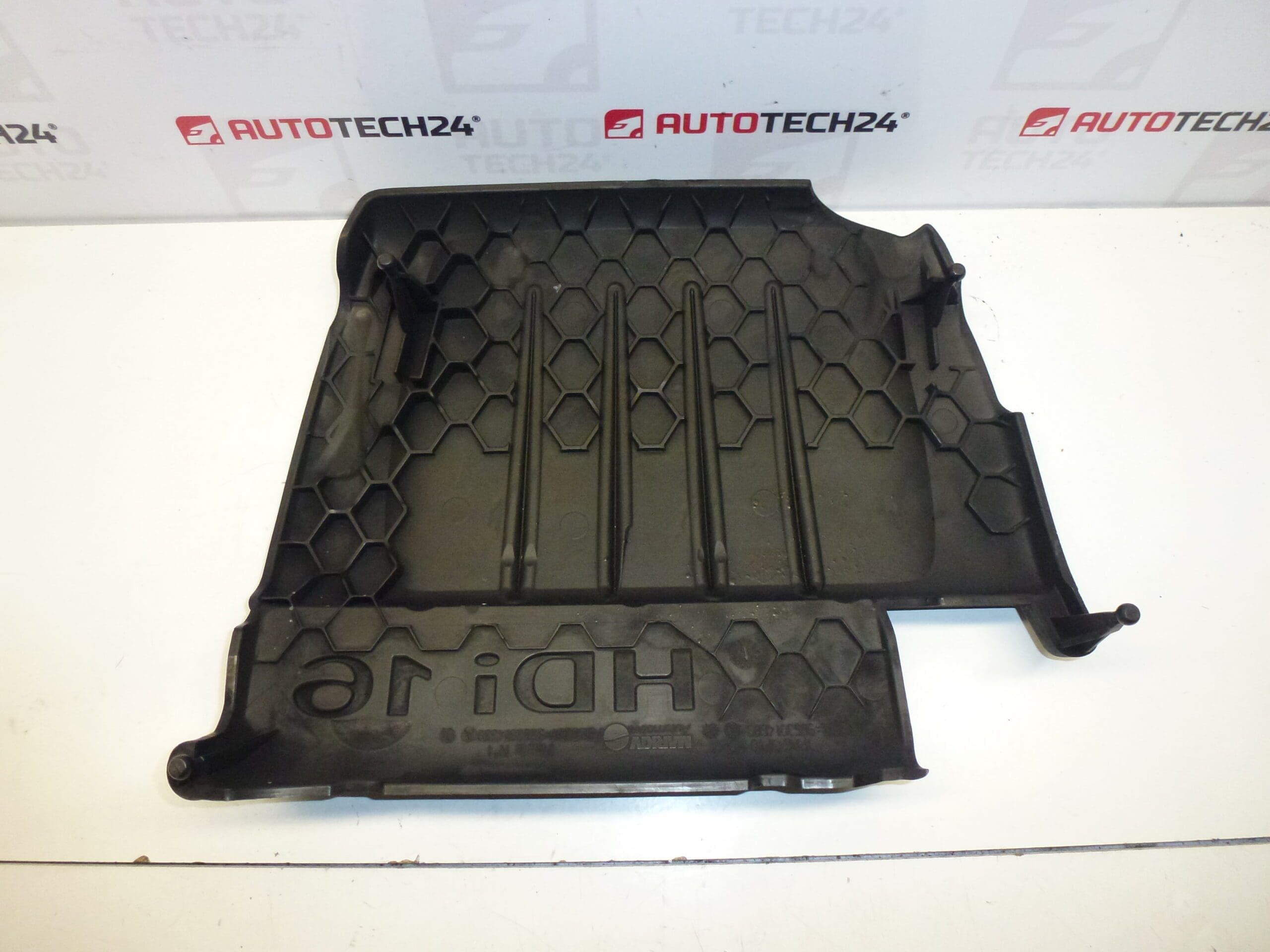 Кора двигател 1.6 HDI Citroën 9659999980 0137E5 - Image 2