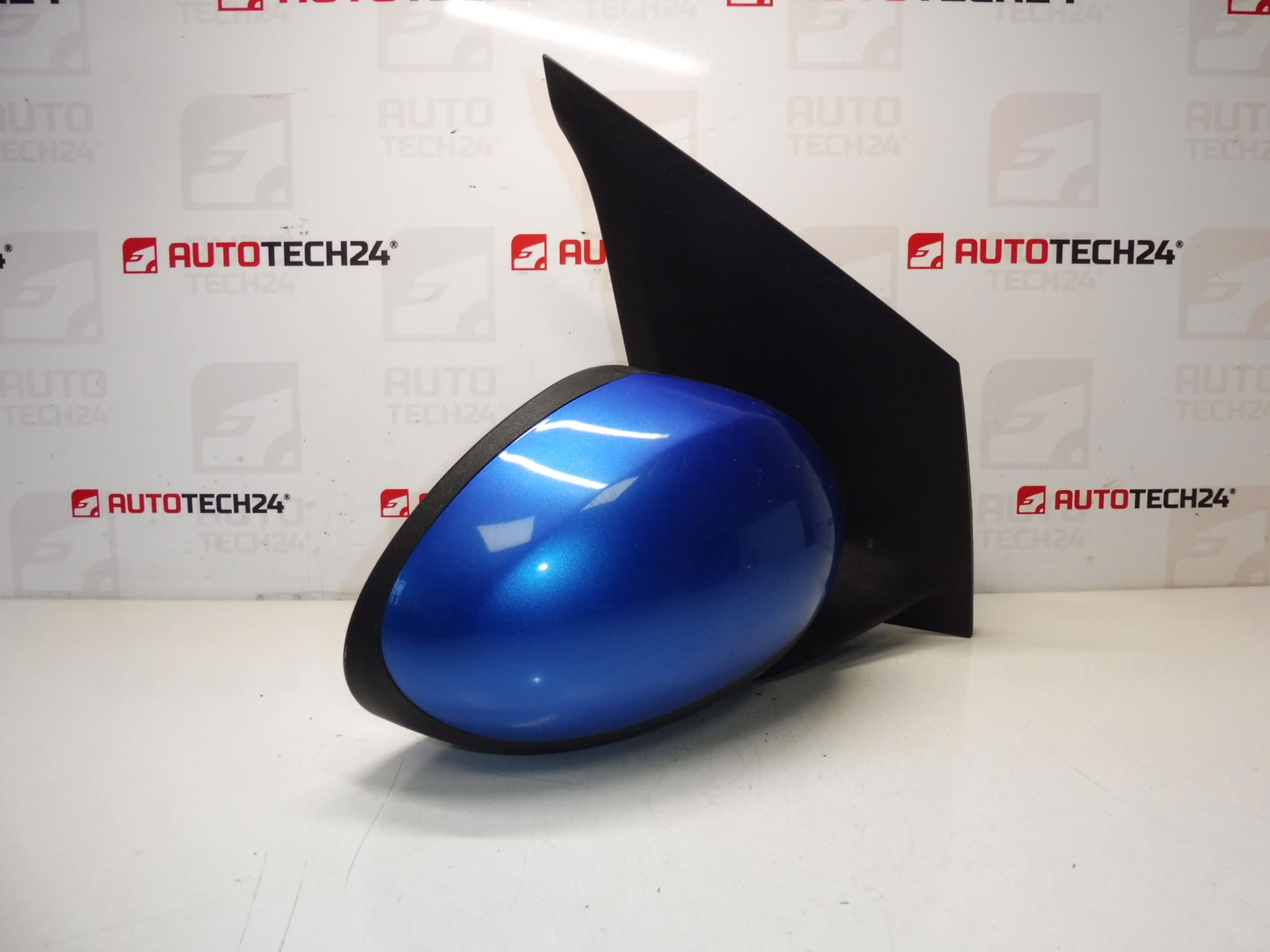 Огледало вдясно Elx Citroën C1 Peugeot 107 87910-011 8153ys