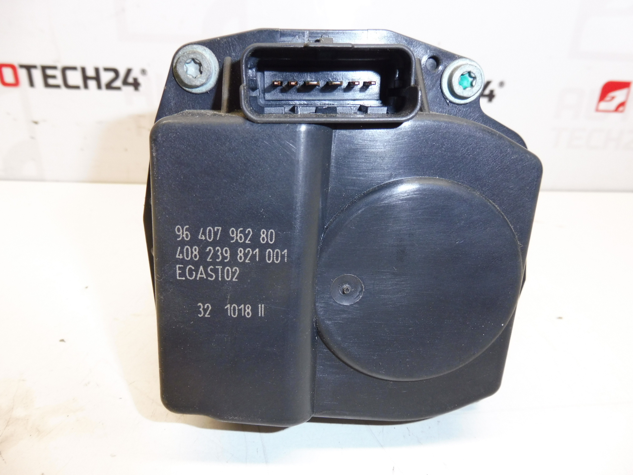 Дроселова клапа Citroën Peugeot 9640796280 1635R8