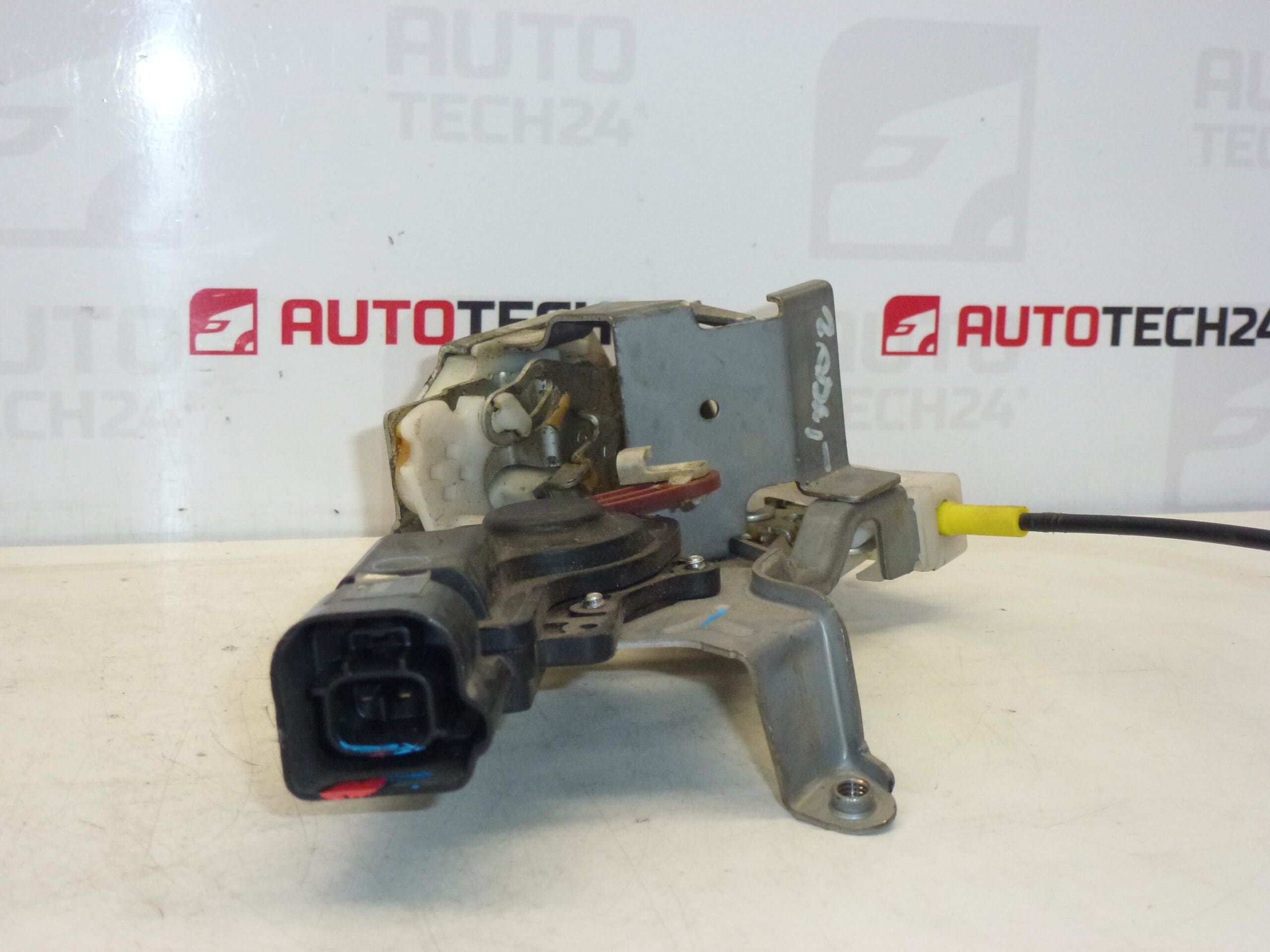 Брава задна дясна врата Citroën C1 Peugeot 107 9138G7