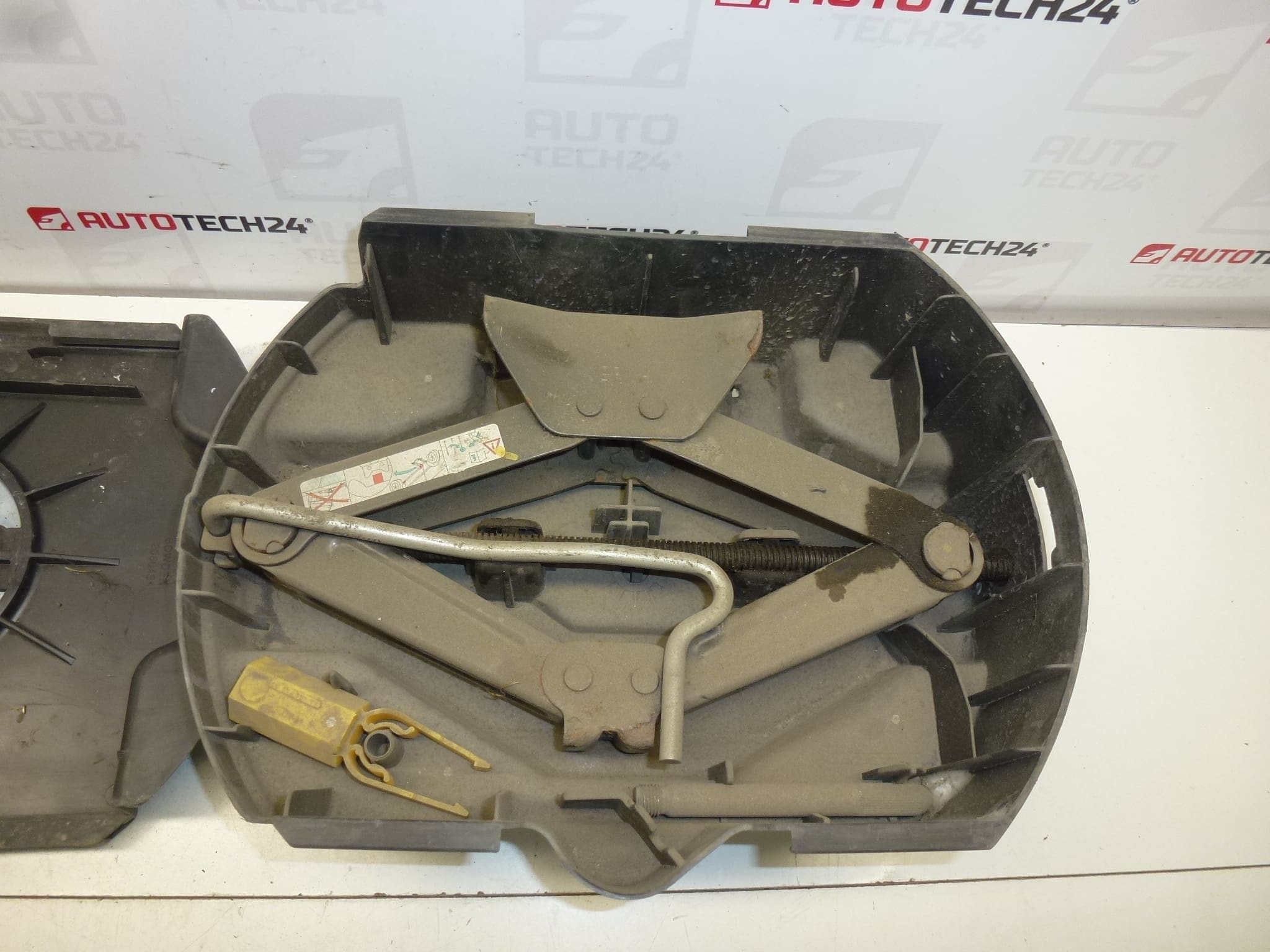 Резервен лост Peugeot 308 674418 672594 637305 - Image 2