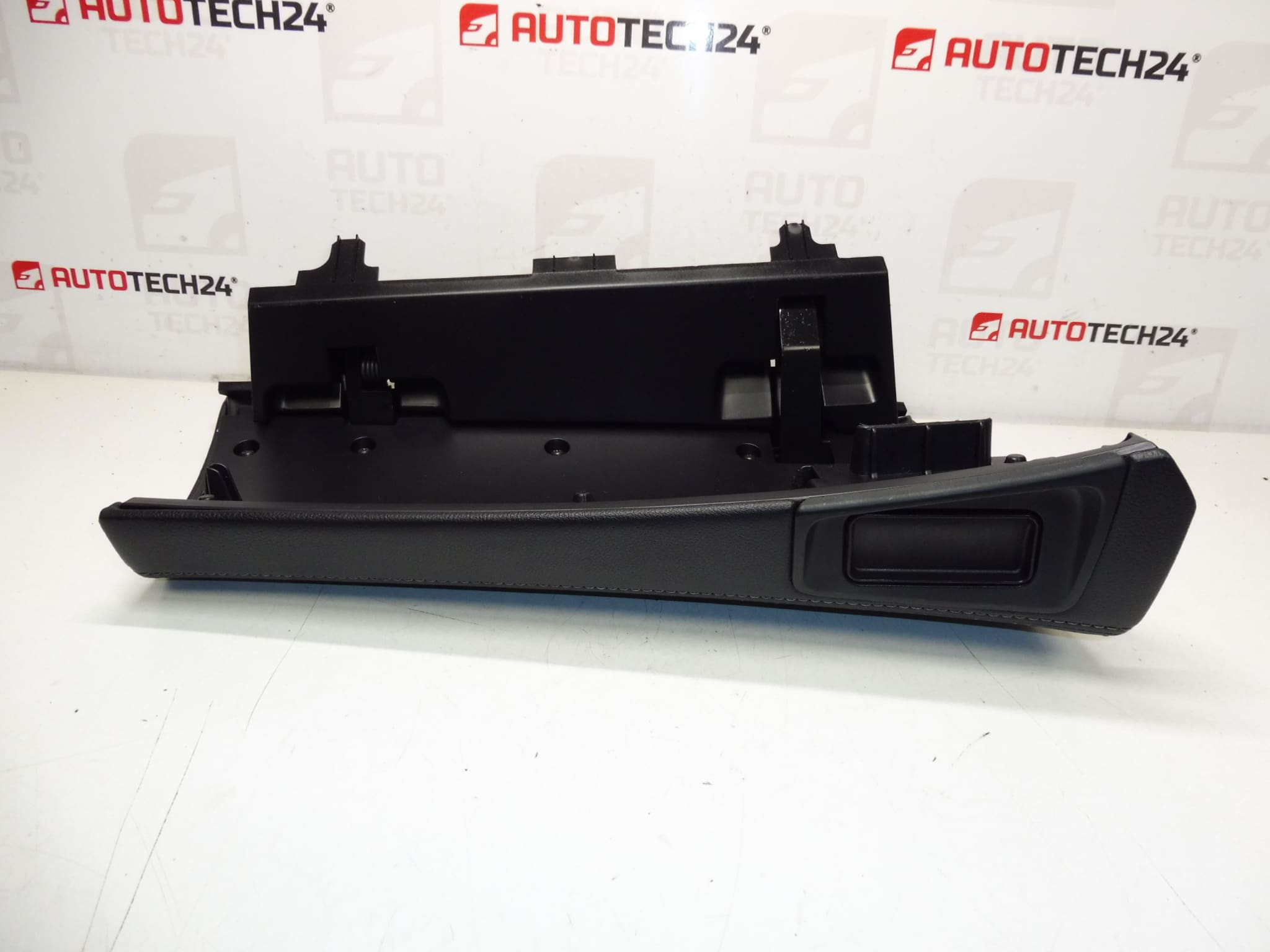 Skiproom Citroën C-Crosser Peugeot 4007 8042A061 825231 - Image 2