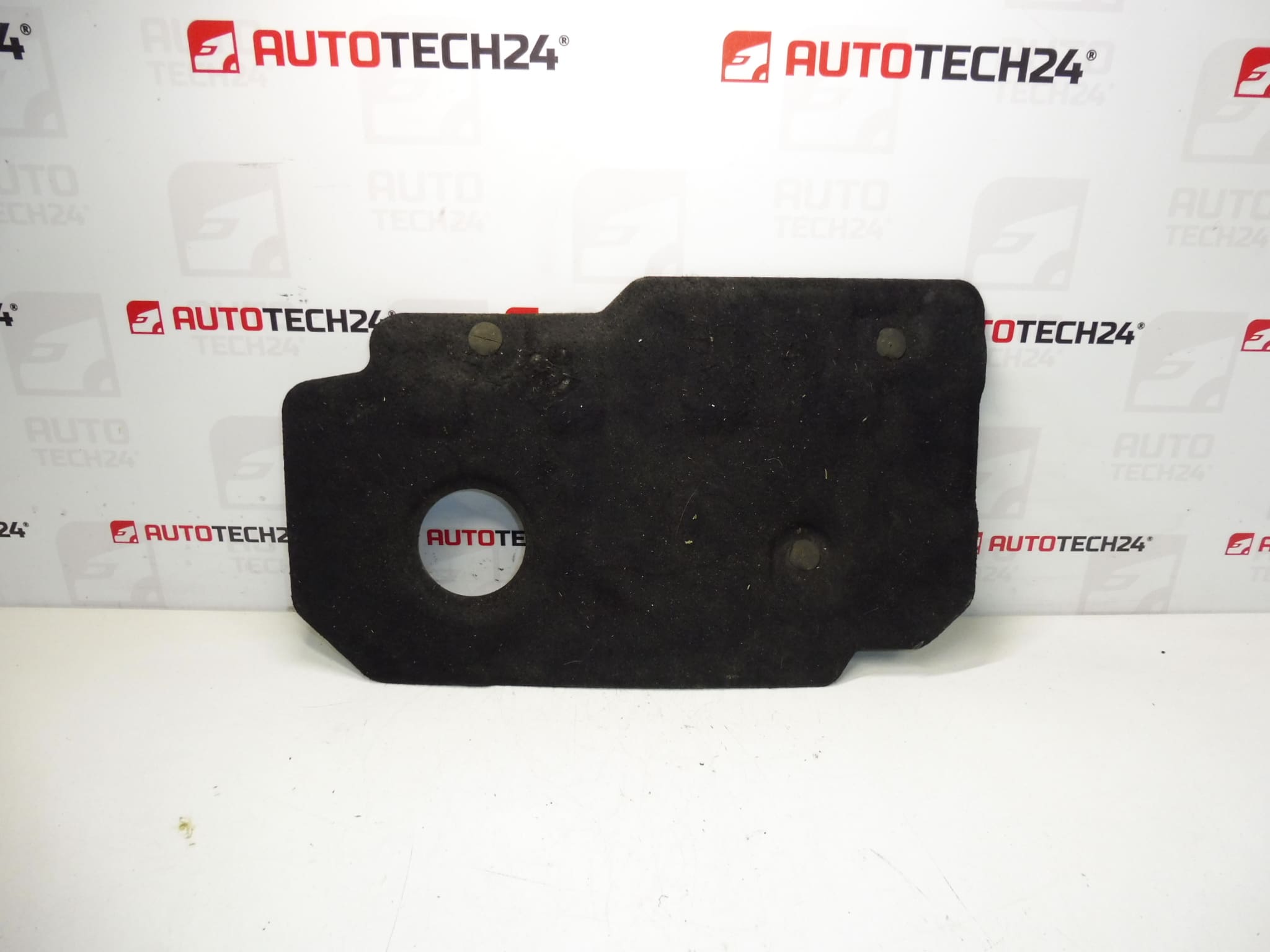 Кора двигател 1.5 HDI Citroën Peugeot 9836650880
