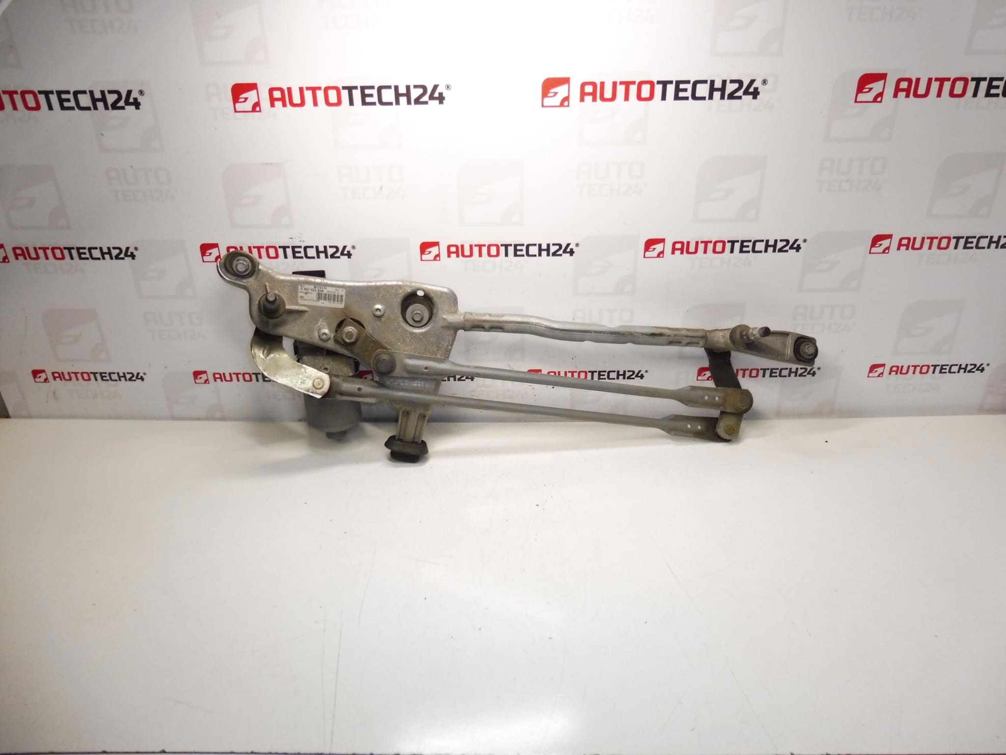 Механизъм за чистачки Peugeot 308 T9 9810327980 3397021828