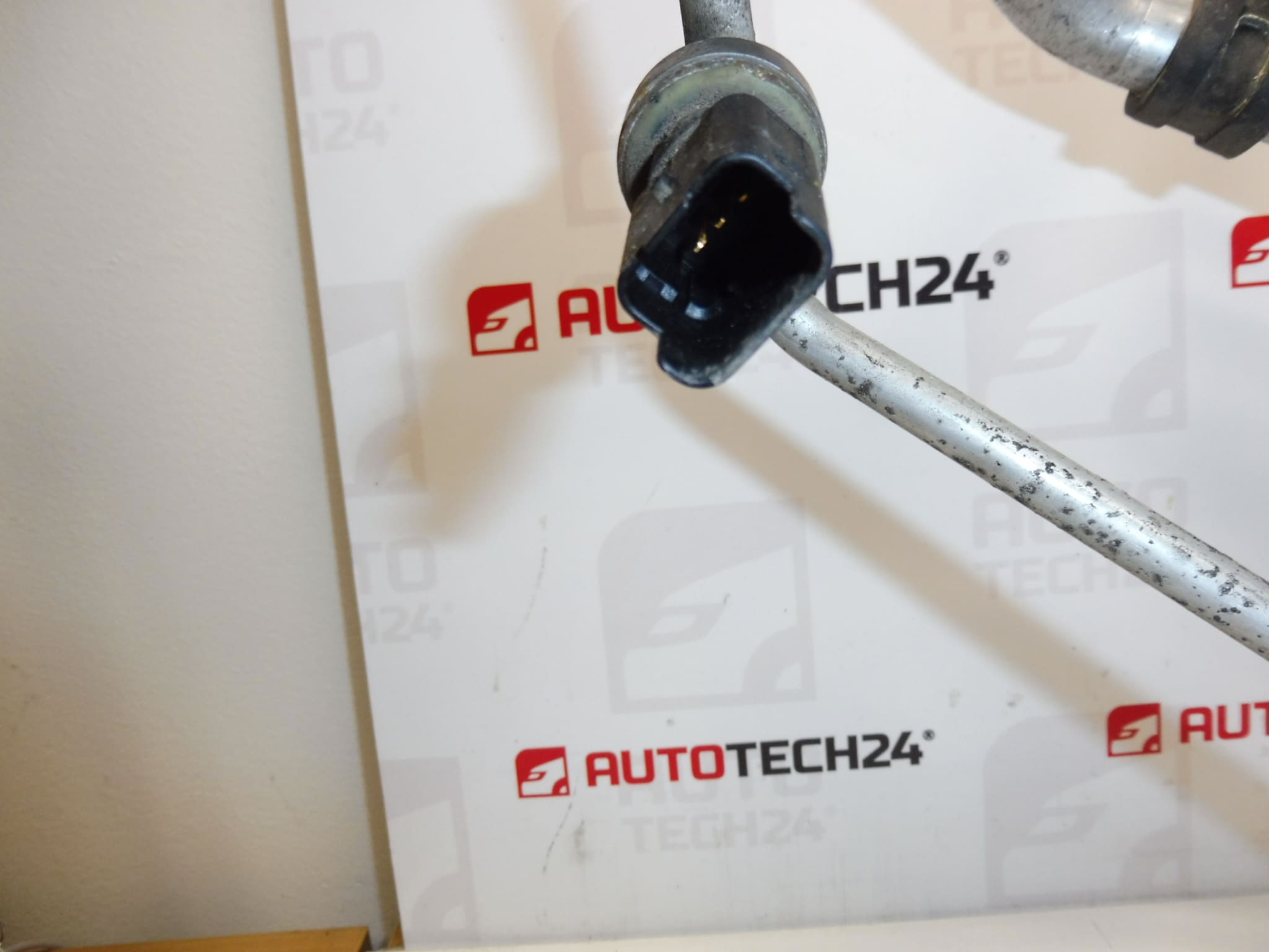 Климатична тръба Peugeot 207 9671596080 9800886980 6477J1 - Image 2