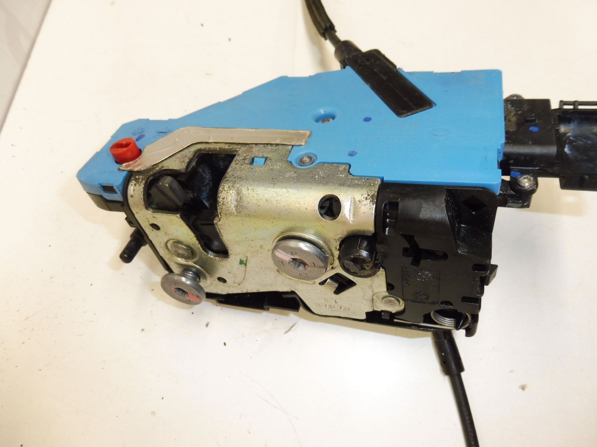 Брава задна лява врата Peugeot 207 24087816 24091816