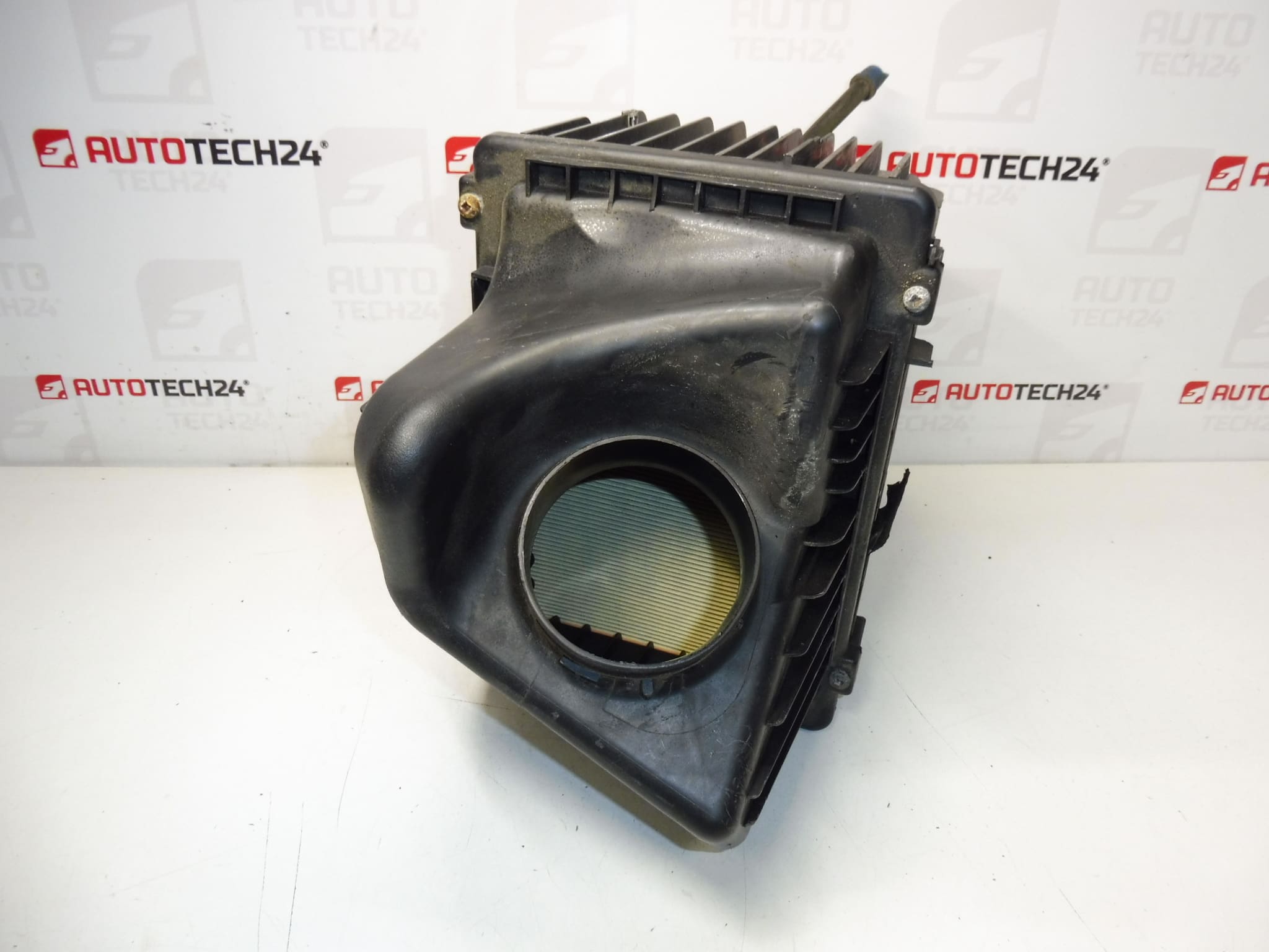 Филтърна кутия Citroën Peugeot 2.0 i 9643567080 1427J8 - Image 2