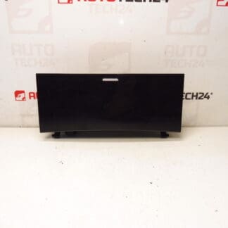 Пежо 407 табло пепелник 8231NW