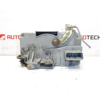Замъкът Peugeot Peugeot замък 307 9136L2
