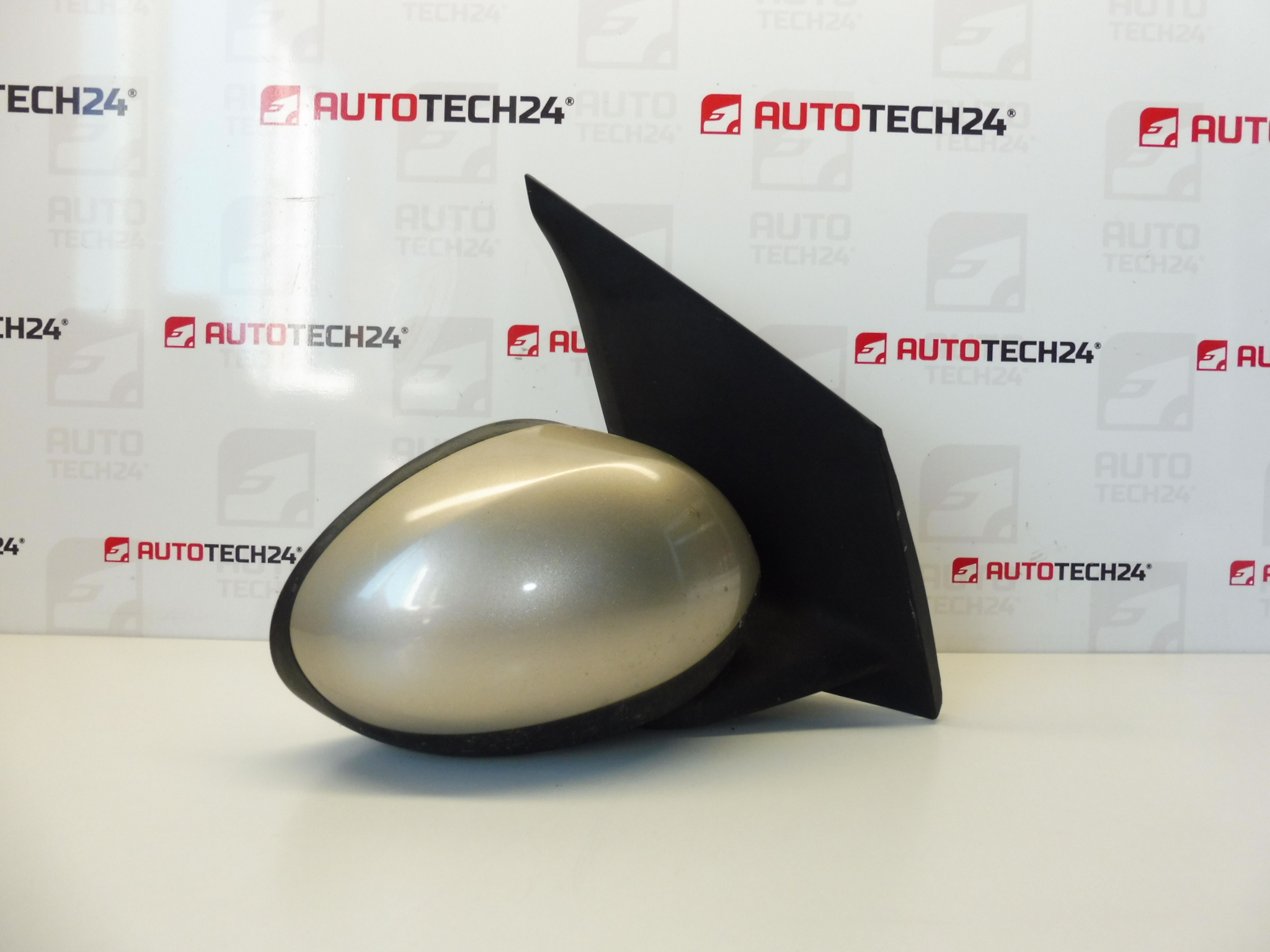 Задно огледало дясно златист металик Citroën C1 Peugeot 107 87910-0H010 87910-0H011