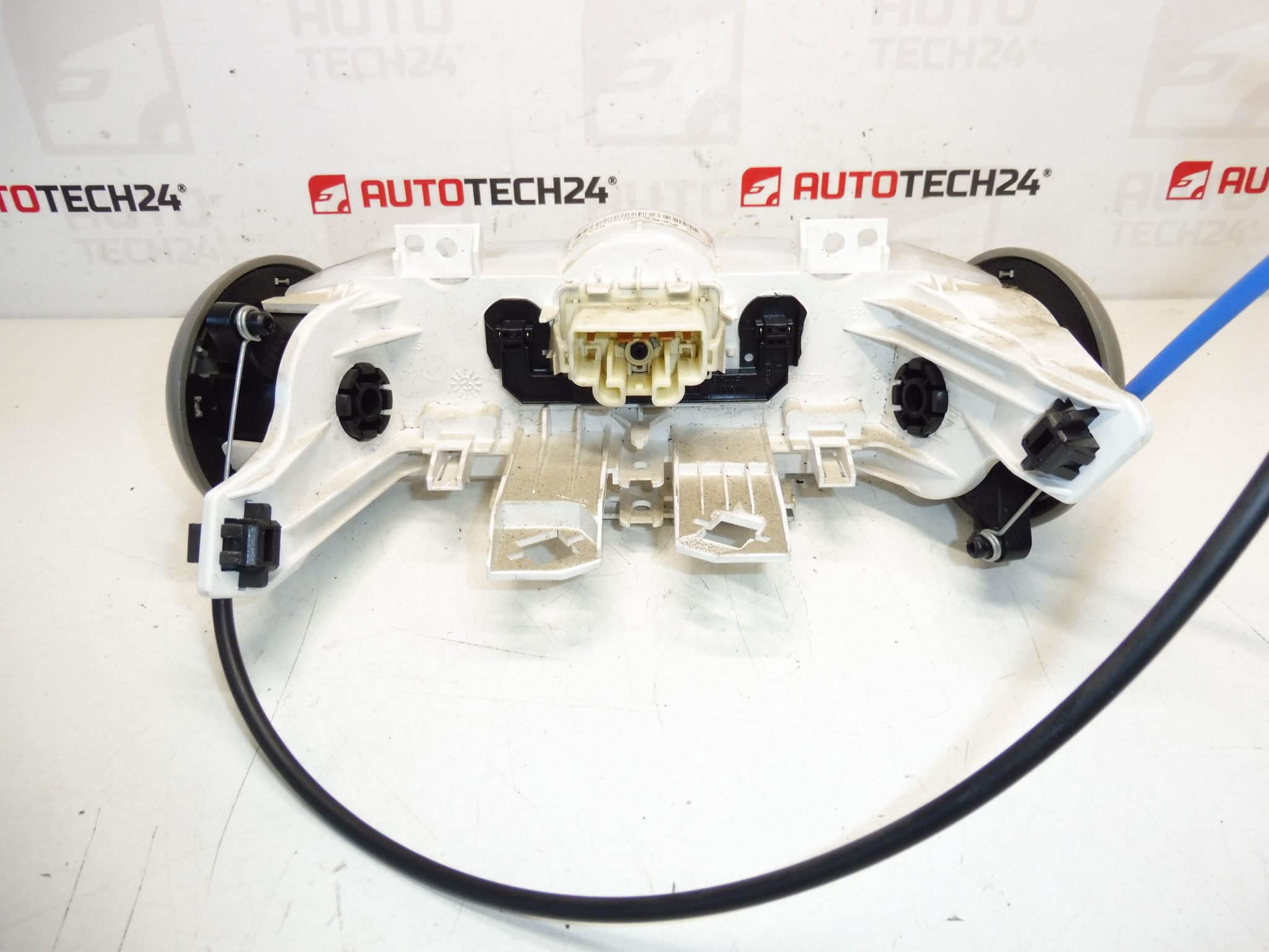 Управление на отоплението Ситроен C1 Пежо 107 55900-0H010 6452P5 6451SE