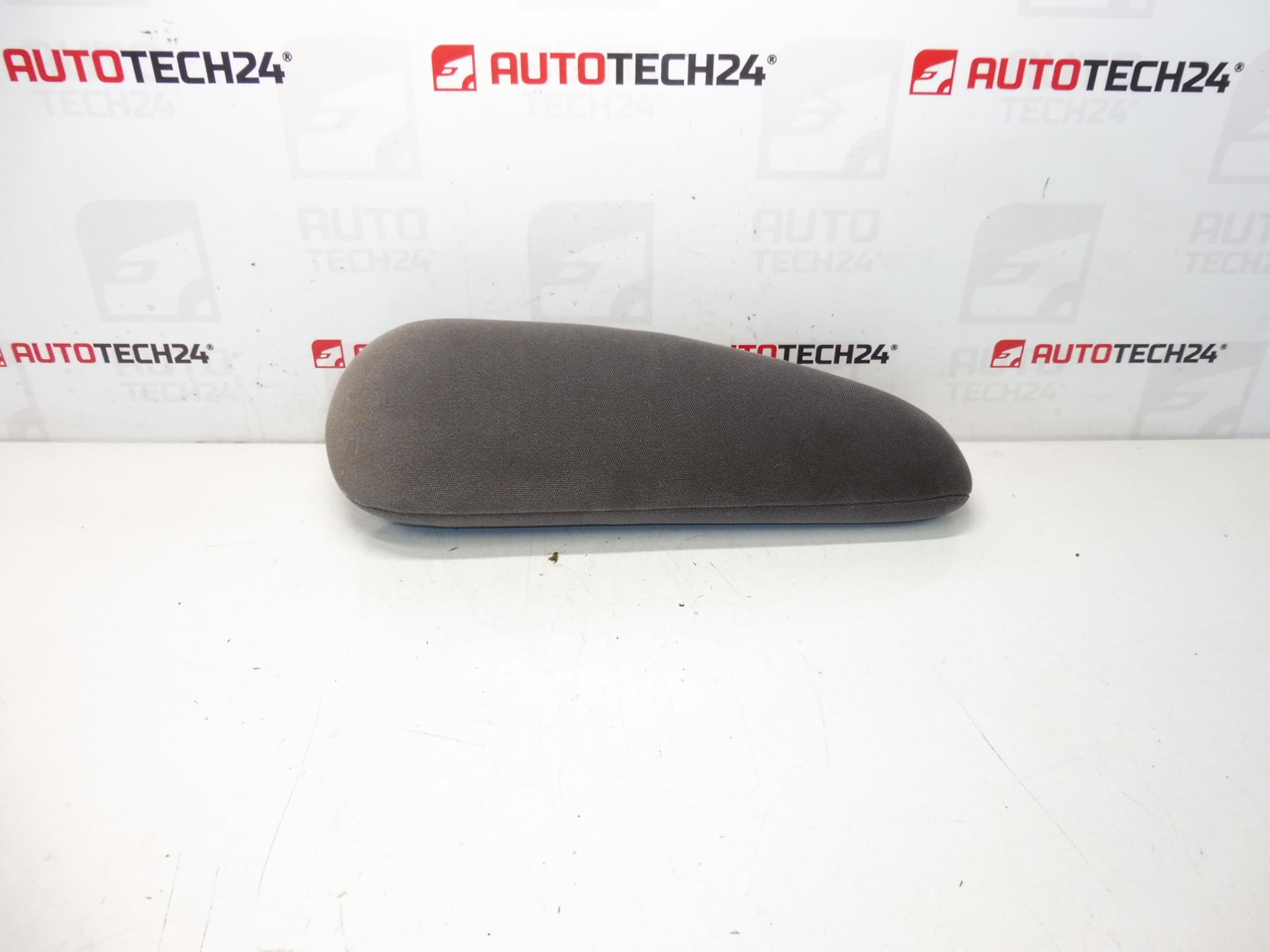 Подлакътник за пасажера Citroën Peugeot 883008