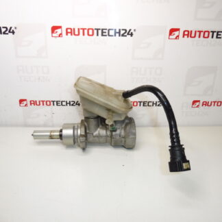 Основен спирачен цилиндър BOSCH Citroën Peugeot 0204123596 22472579 4601L2