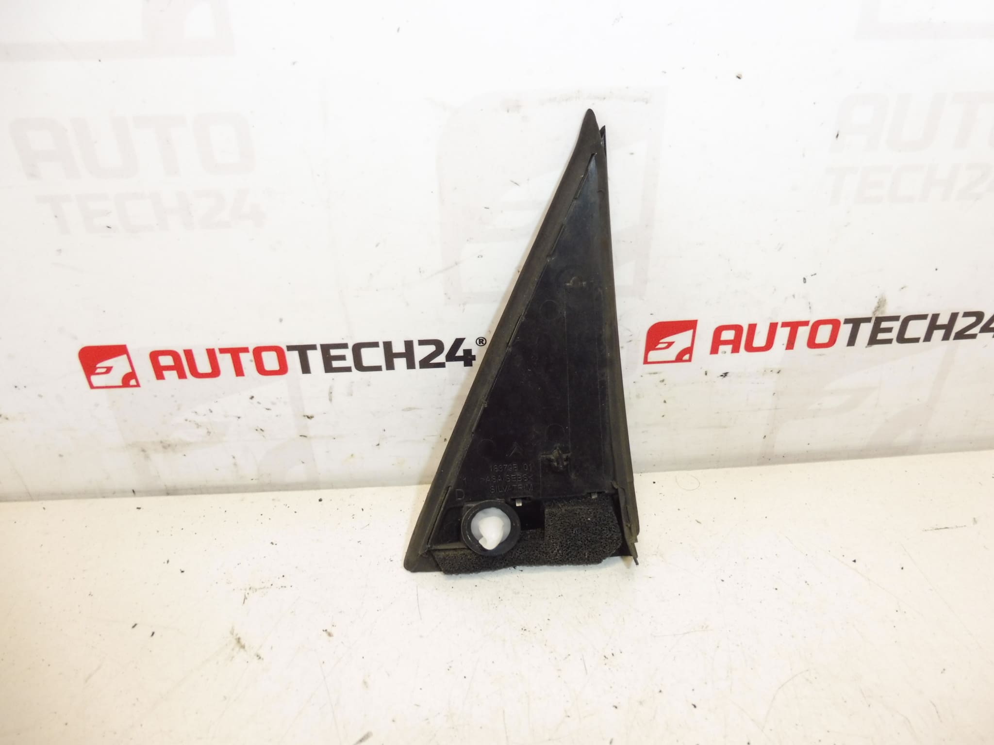 Кора пред дясно огледало Citroen C3 II A51 9025V9 - Image 2