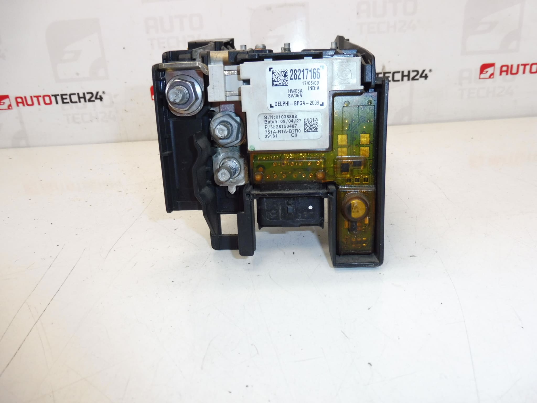 Модул с предпазители Citroën Peugeot 9666527680 28236841 6500GR - Image 2
