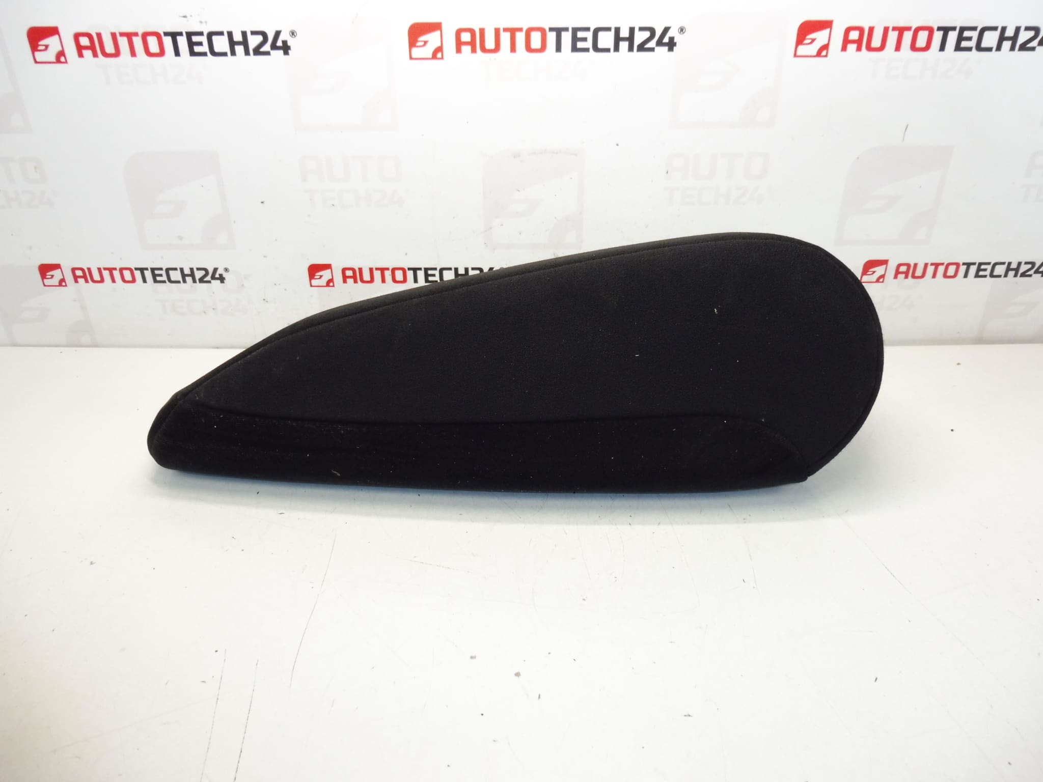 Шофьорски подлакътник Citroën C4 Picasso 8830PY