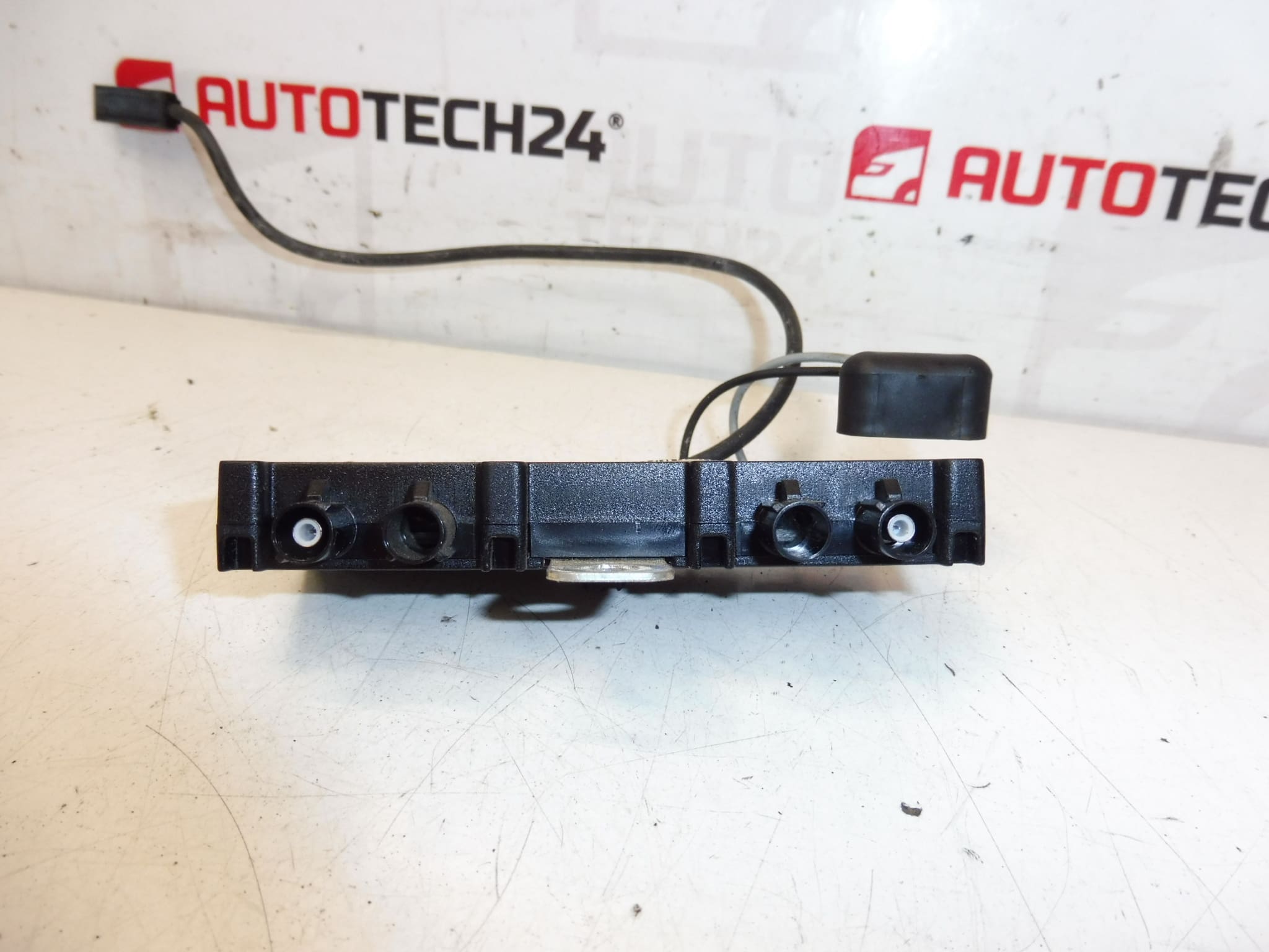 Адаптер за импеданс Peugeot 407 9647837380 6561EG - Image 2