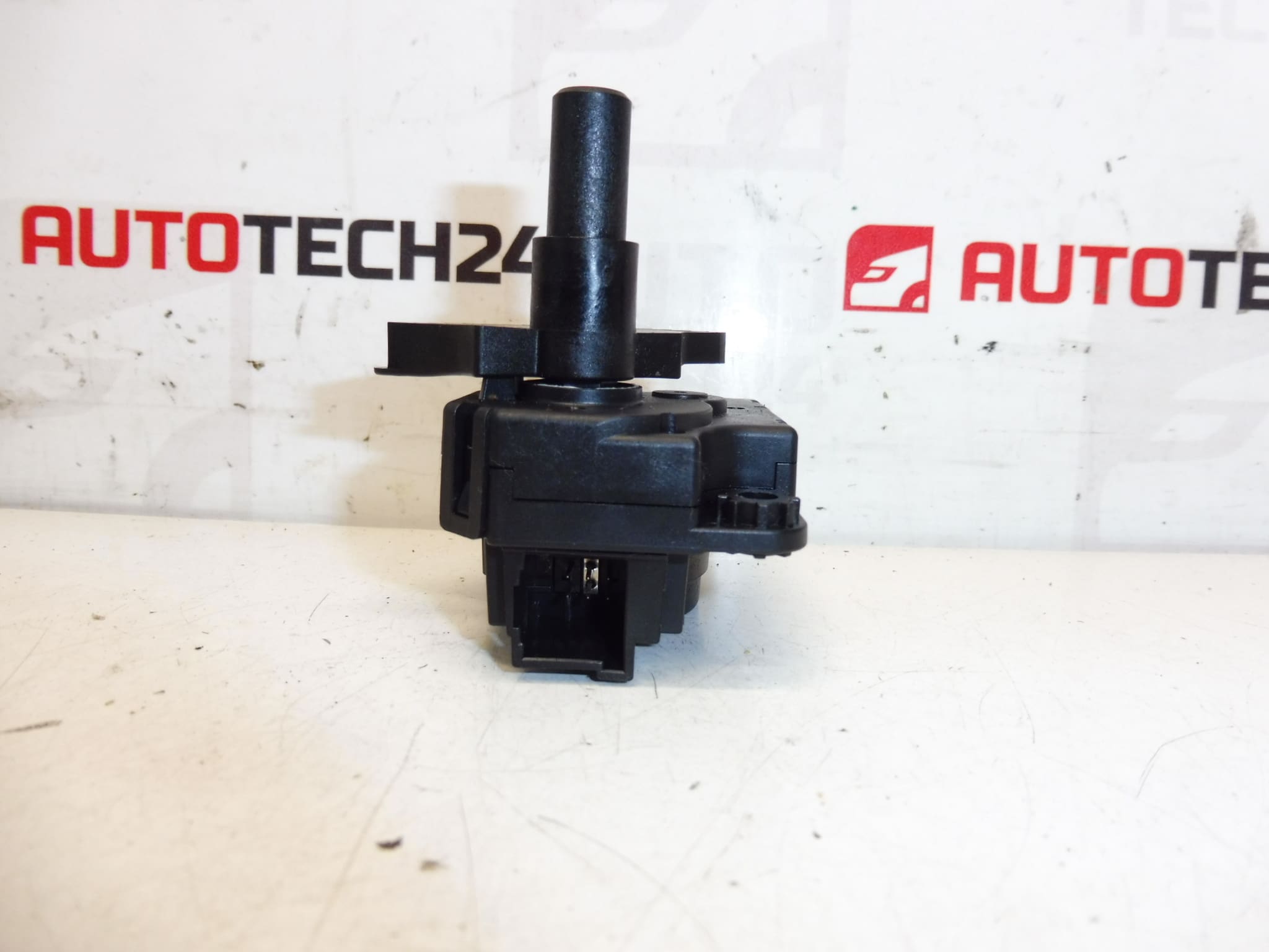 Актуатор на парното BEHR Citroën Z5509001 2706148A 647995 - Image 2
