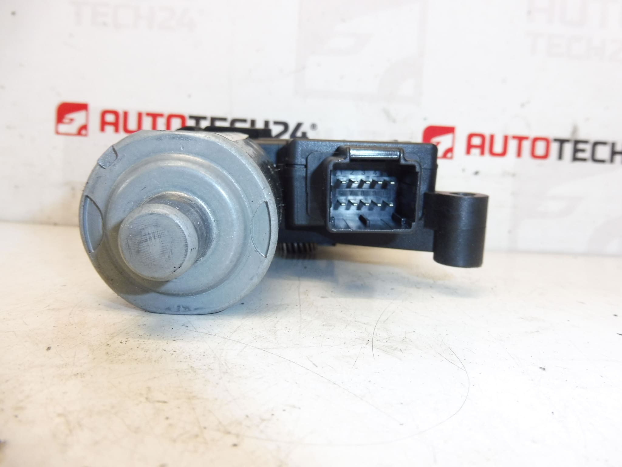 Електродвигател Bosch Citroen C4 Picasso 0390200072 8401NC - Image 2