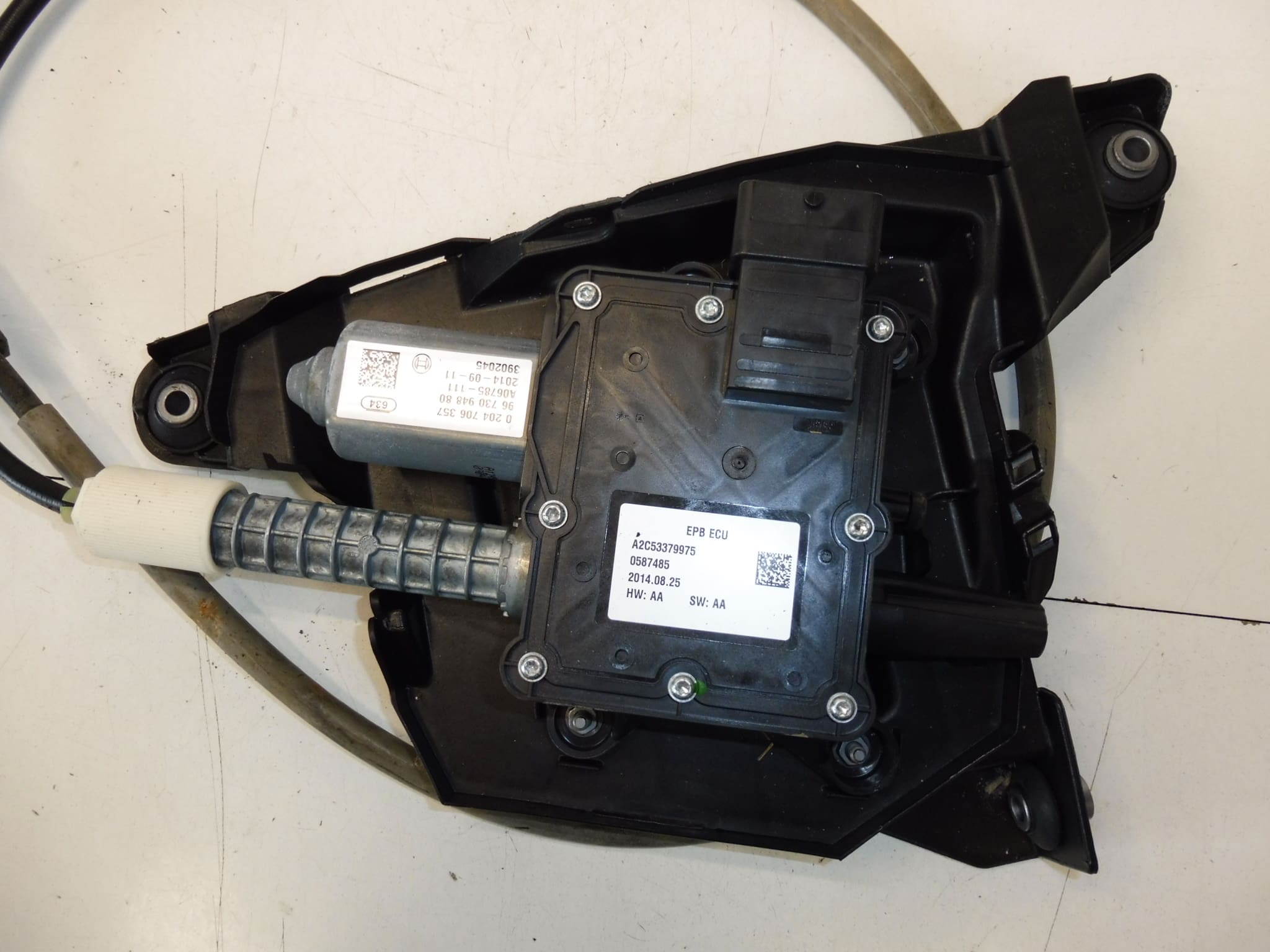 Електронна ръчна спирачка Peugeot 3008 I 0204706357 9673094880 470212 - Image 2