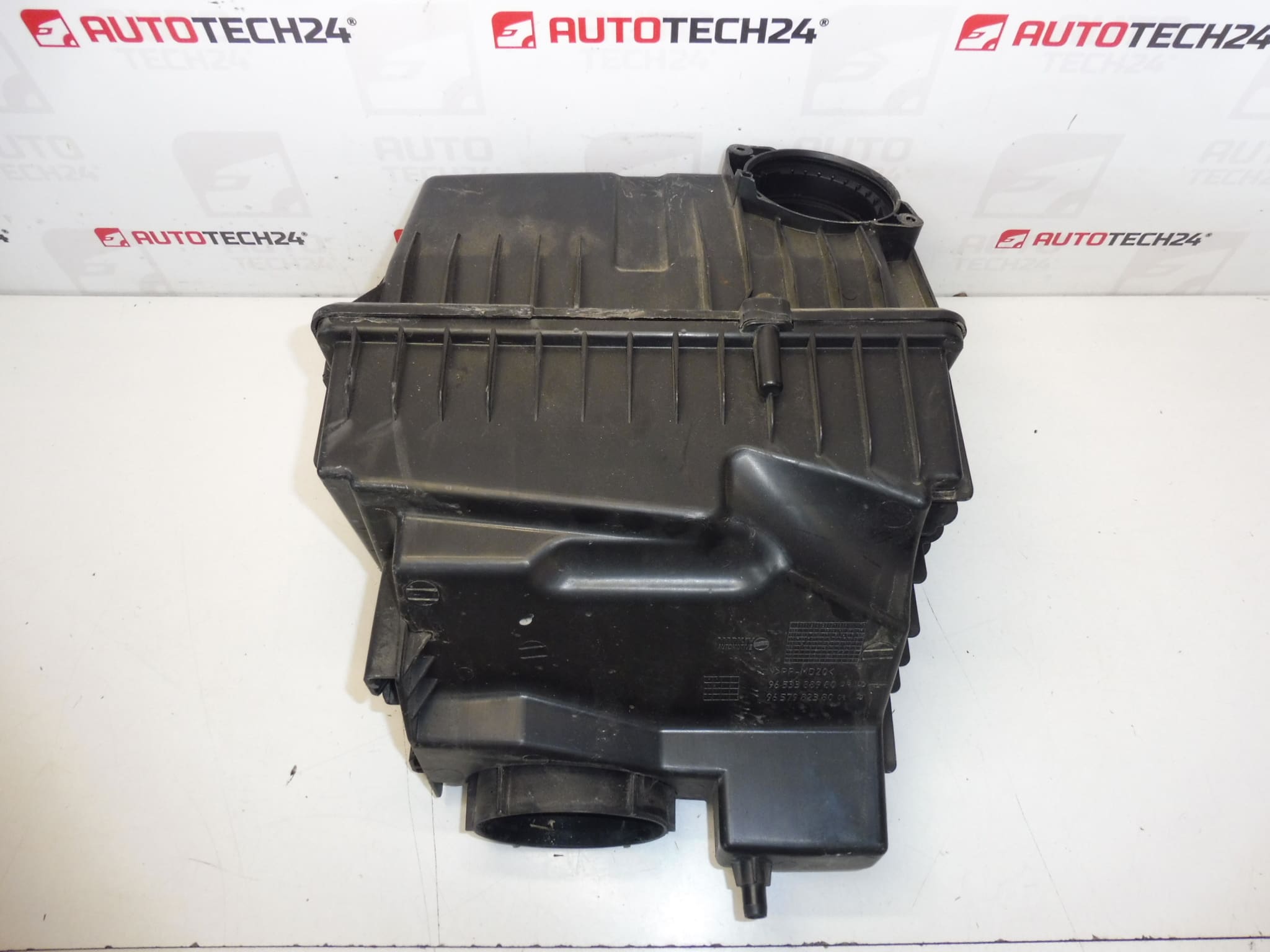 Филтърна кутия Citroën Peugeot 2.0 HDI 9653388980 1420Q2 - Image 2