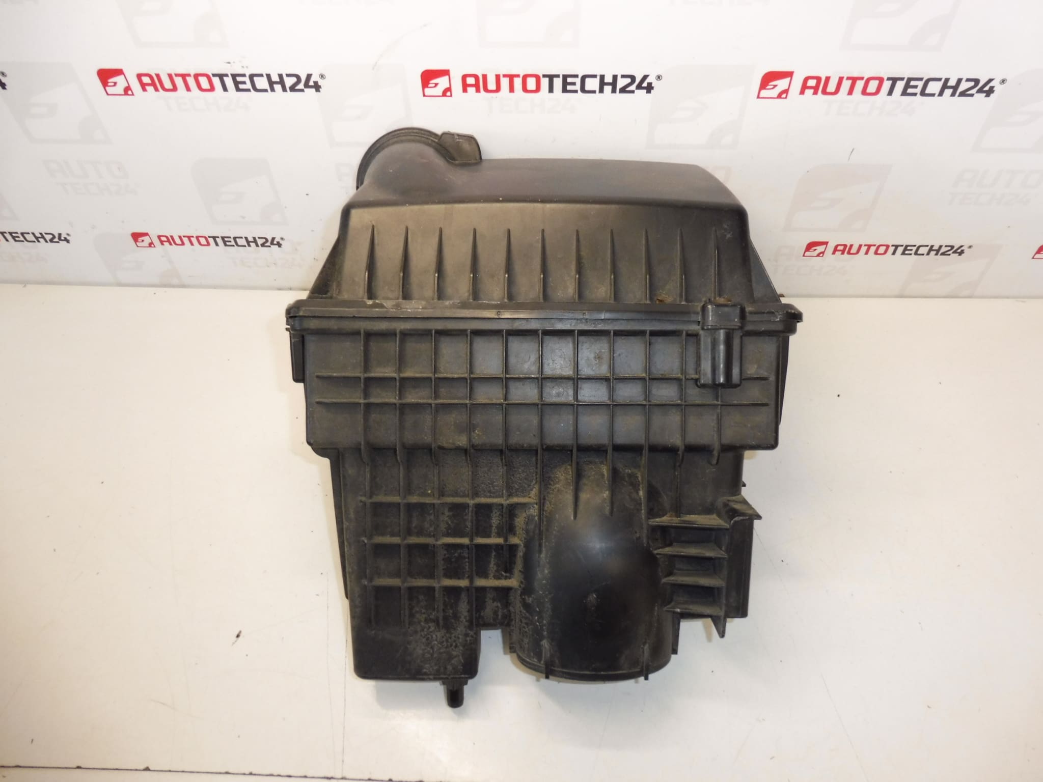 Филтърна кутия Citroën Peugeot 2.0 HDI 9653388980 1420Q2