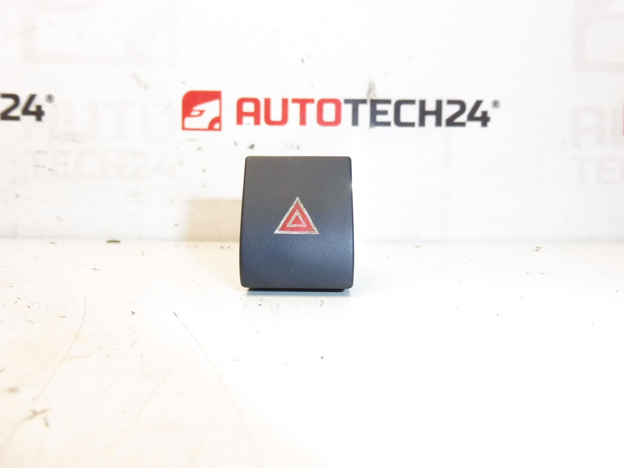 Контролер за аварийни светлини Peugeot 3008 5008 96652440ZD