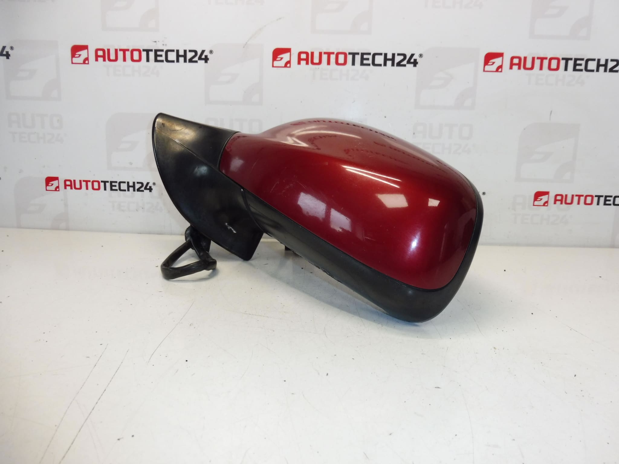 Ляво огледало за обратно виждане EKQD Peugeot 407 96456984XT 8149 VG