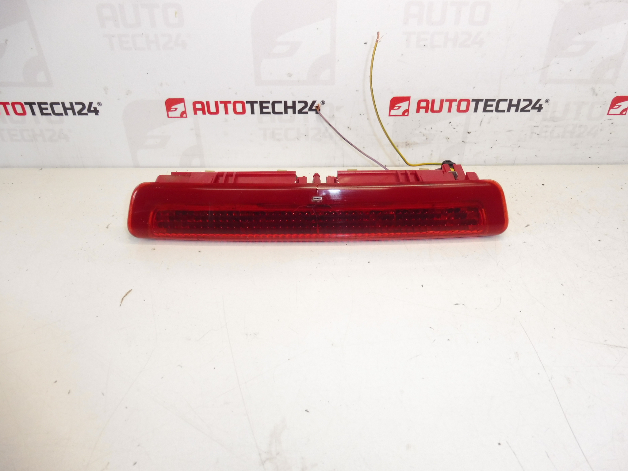 Заден стоп Peugeot 307 SW COMBI 6350Q2
