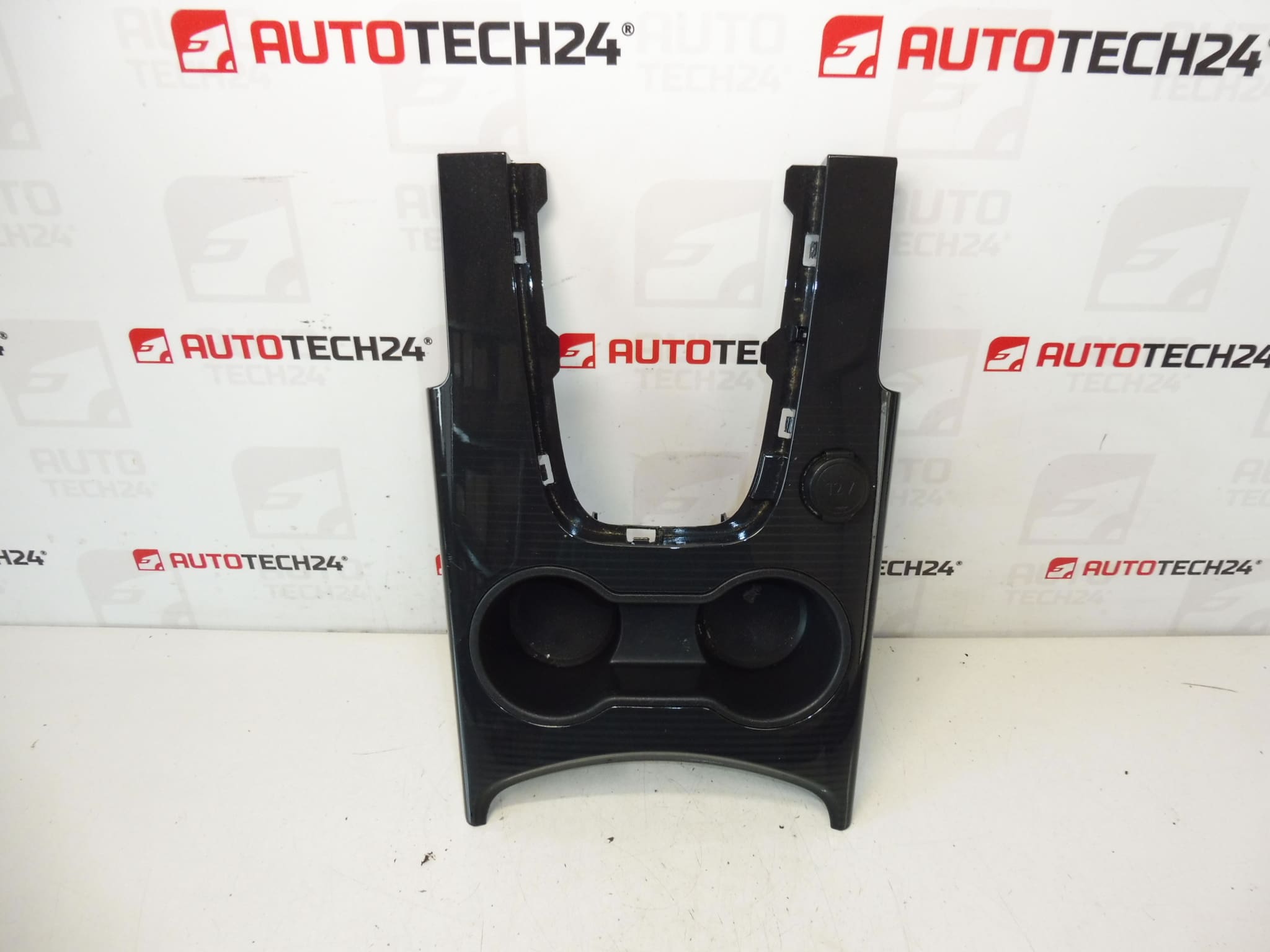 Панел за превключване на скоростите Peugeot 3008 5008 98071852YC 9807185277