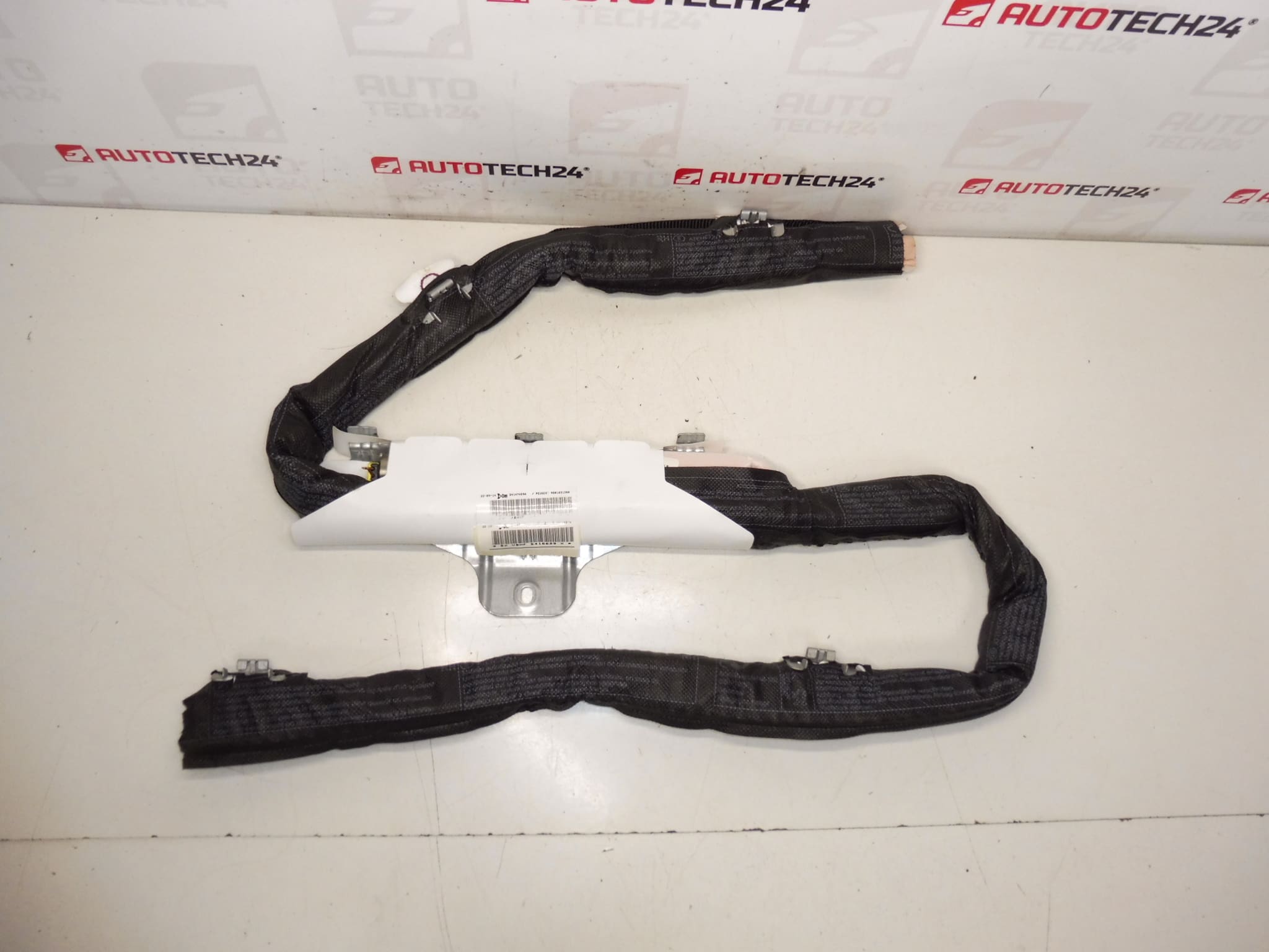 Страничен таван airbag десен Peugeot 3008 5008 9801631380