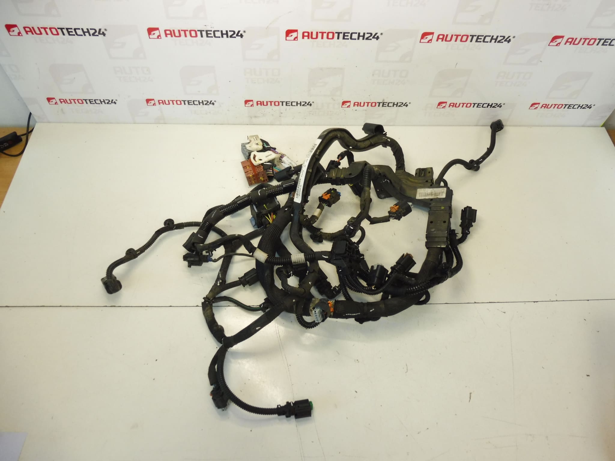 Основен двигател 1.6 e-HDI Citroën Peugeot 9803029080
