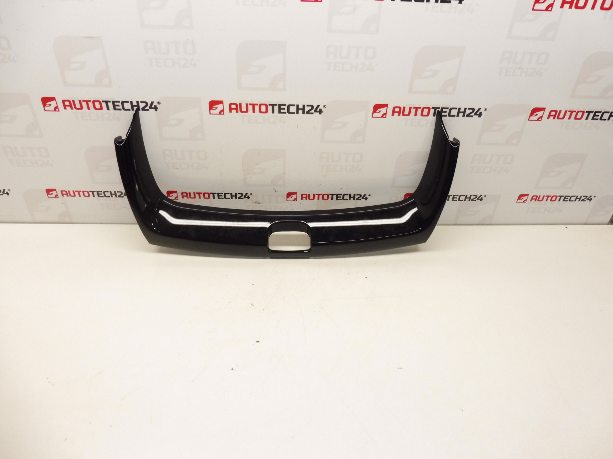 Декоративен капак Citroën C4 Picasso 9681036277 8209J2