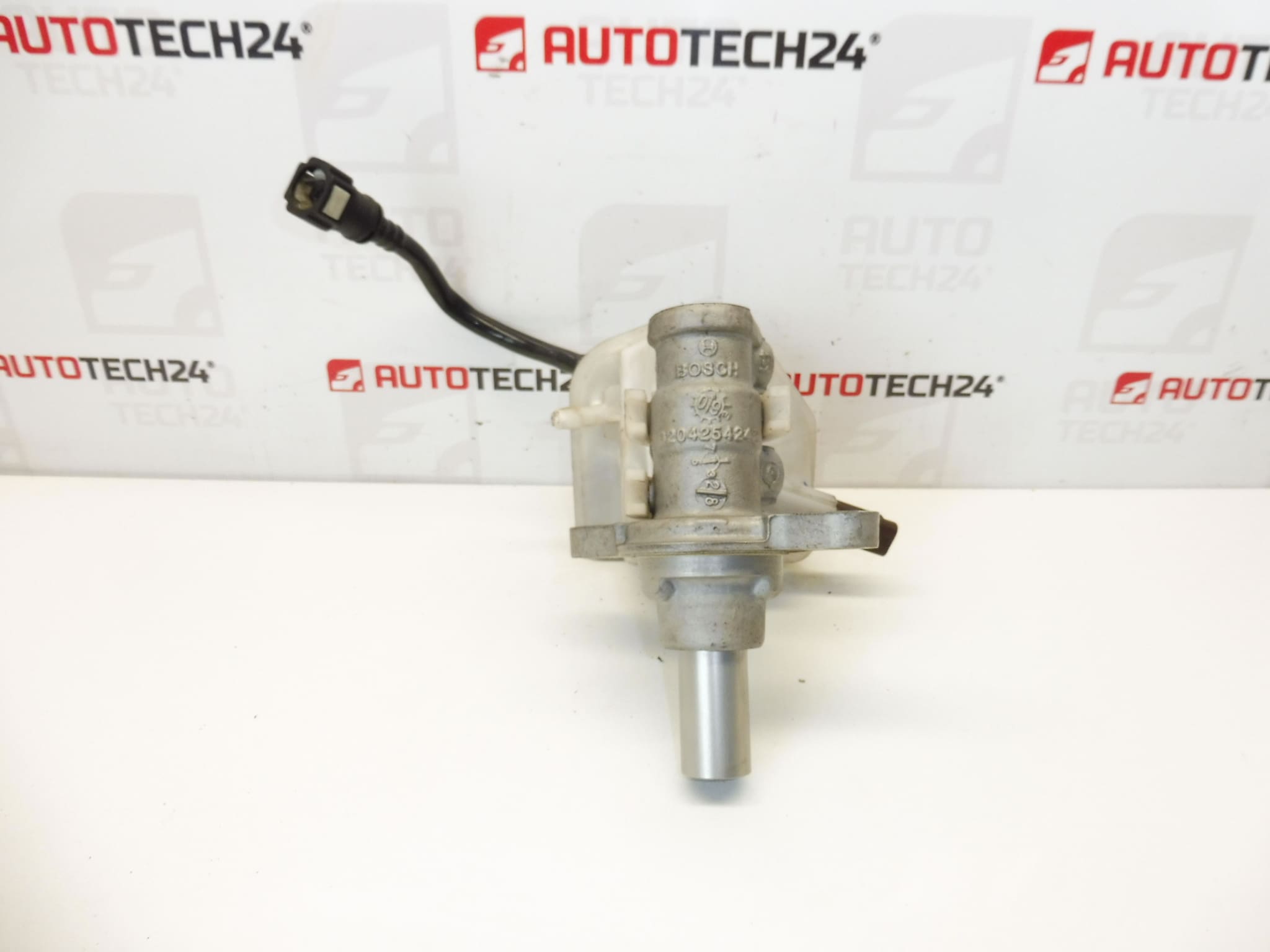 Основен спирачен цилиндър Citroën Peugeot 0204254242 4601V1
