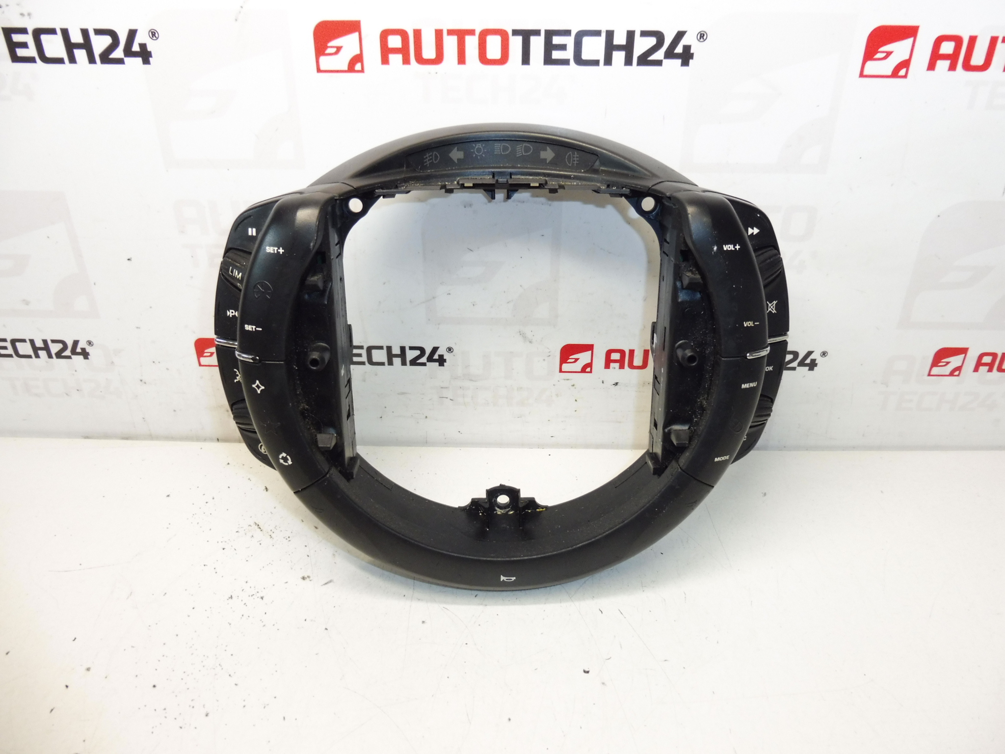 Управление на волана Citroën C4 и Picasso 96624941ZD 6242Y9