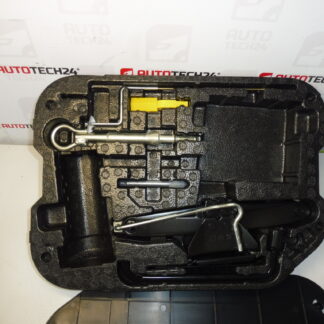 Комплект Инструменти, Крик, Ключ, Теглич За Citroën C4 PICASSO 6736A7 674418 672594 671809 671739