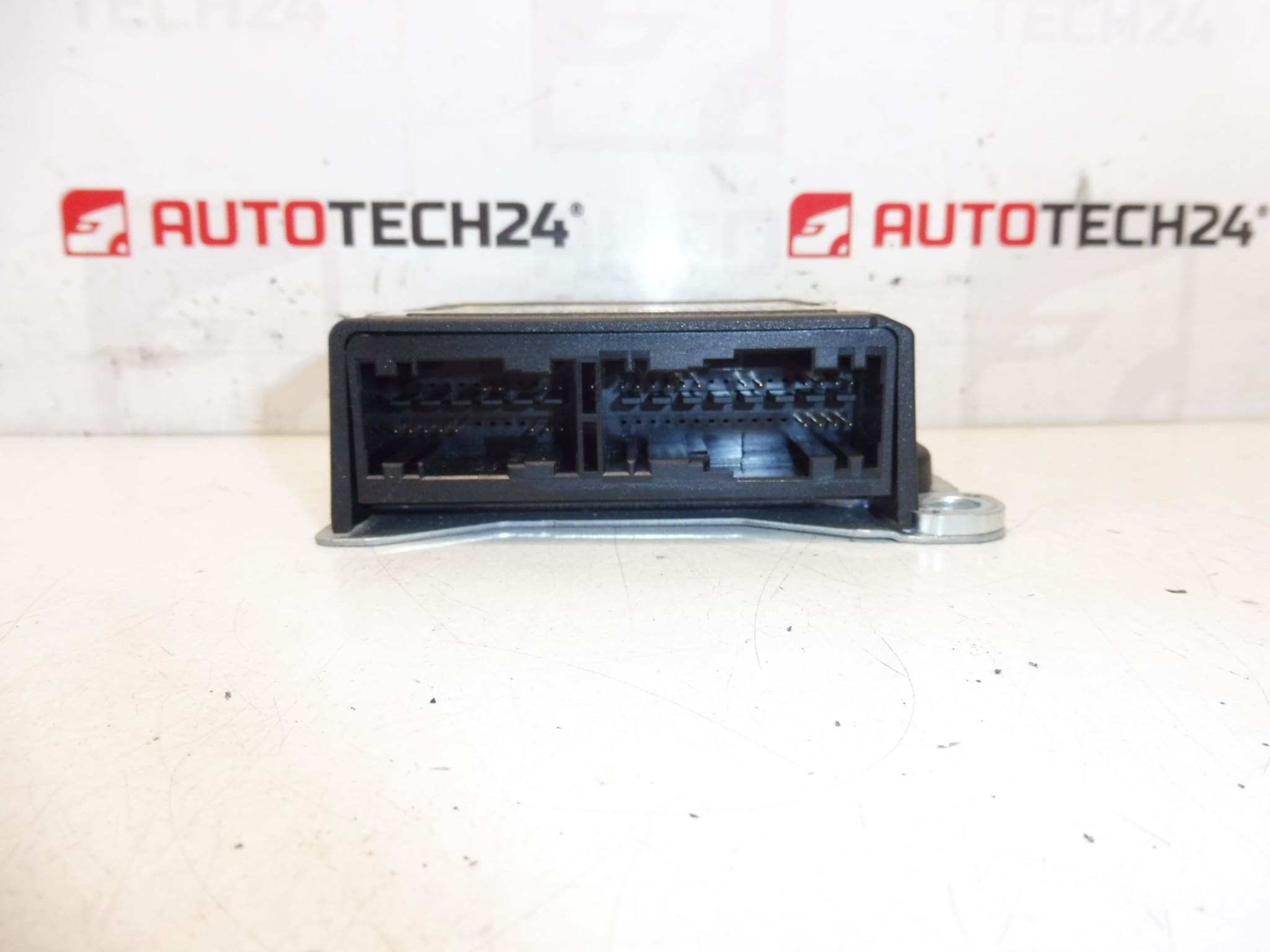 Въздушна възглавница Bosch Peugeot 207 9675068880 0285010828 - Image 2