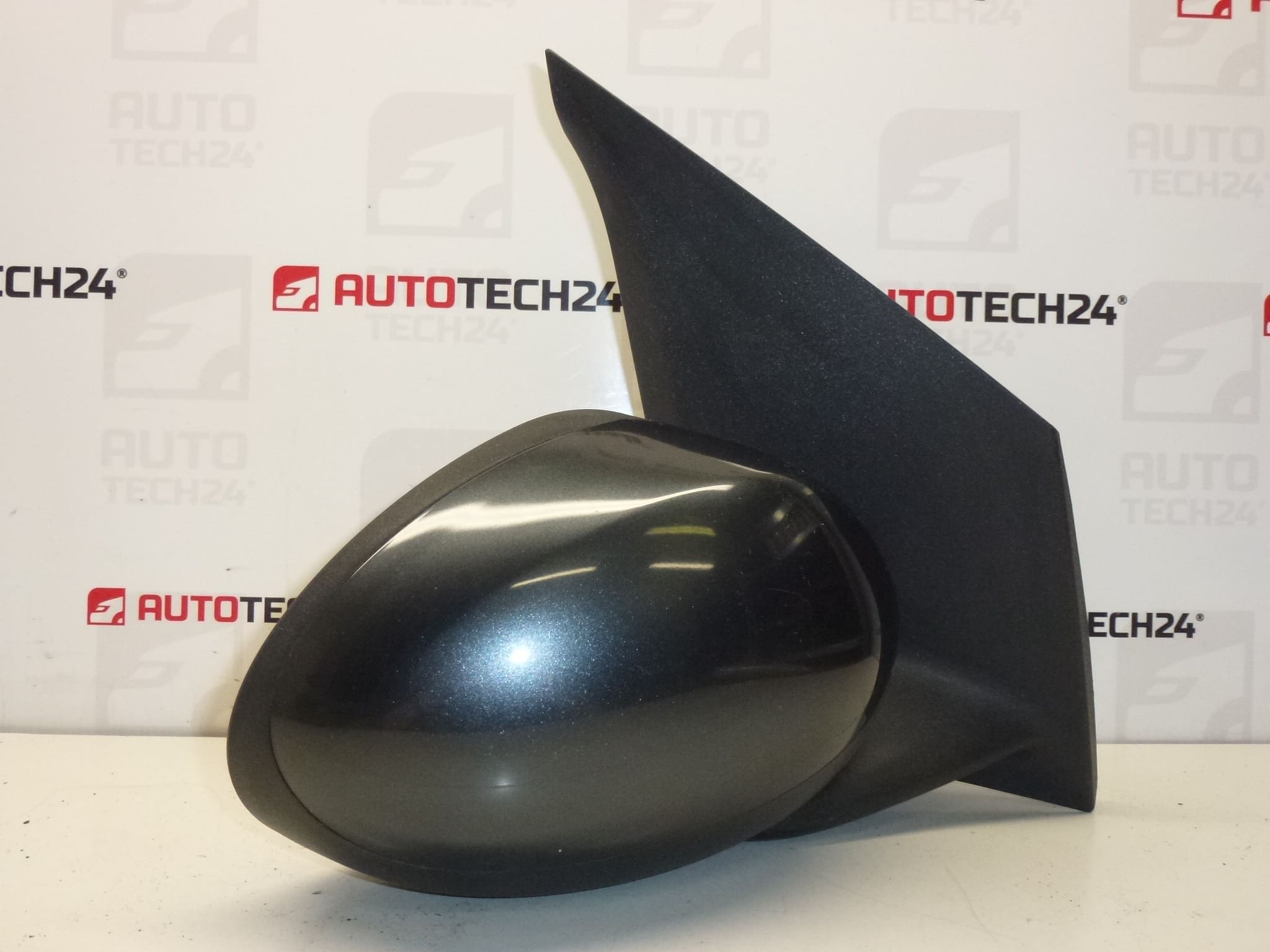 Дясно огледало KTA Citroën C1 Peugeot 107 87910-0H010 87910-0H011