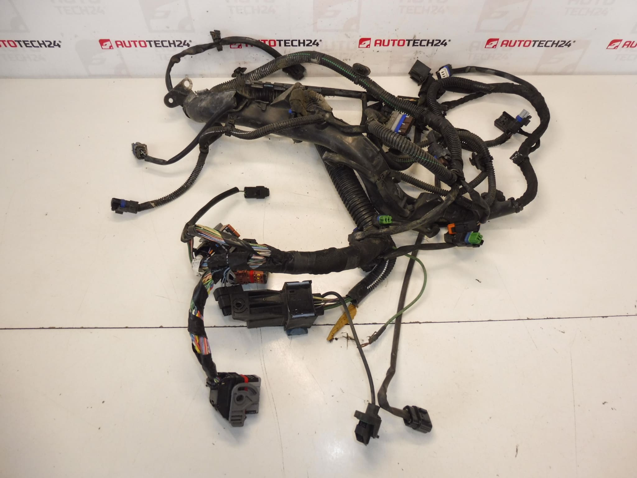 Колан Citroën Peugeot 2.0HDI RHJ 9684608680 6569RY