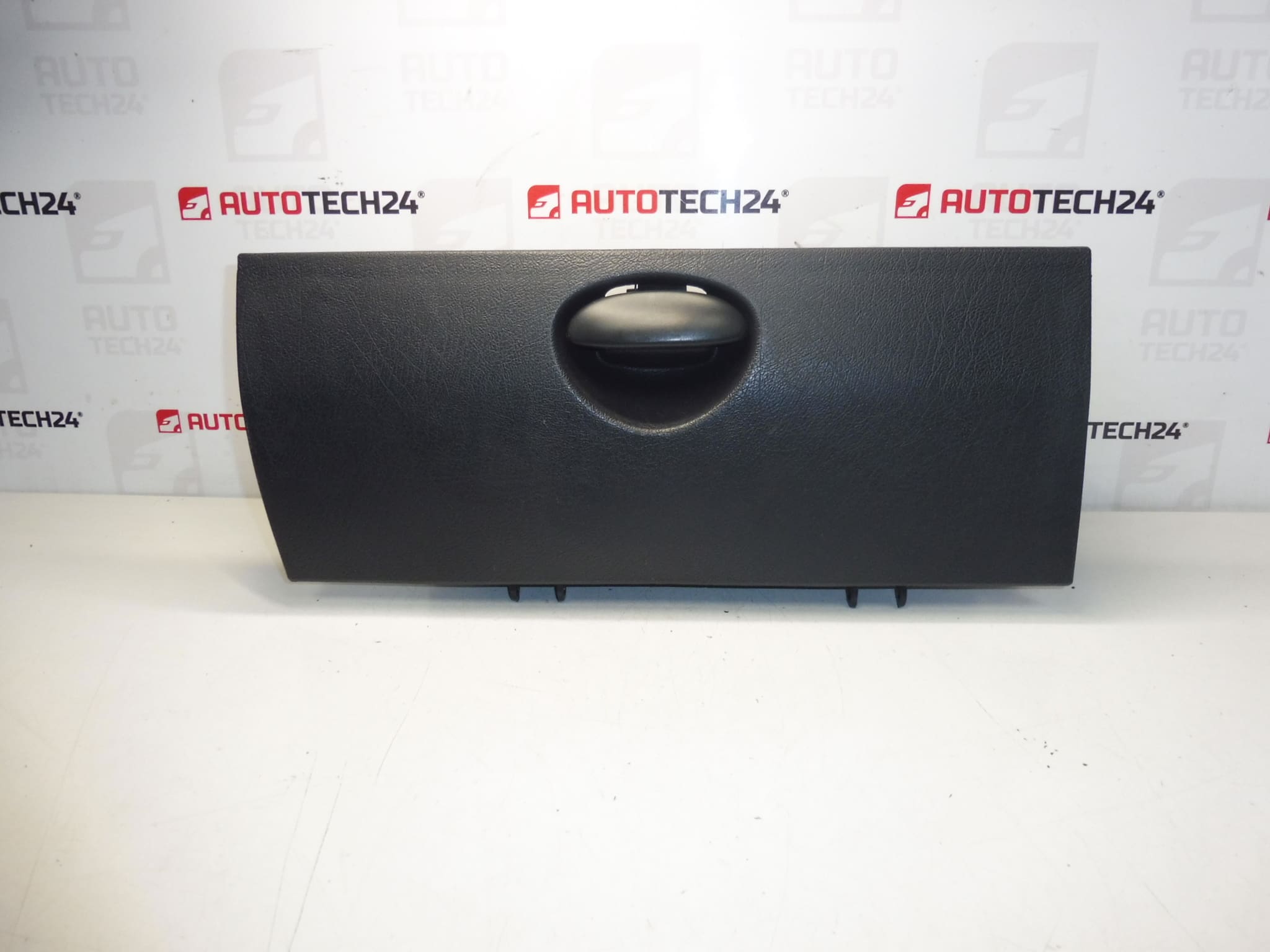 Кутия за съхранение Citroën Berlingo II Peugeot Partner II 9646344077 822644