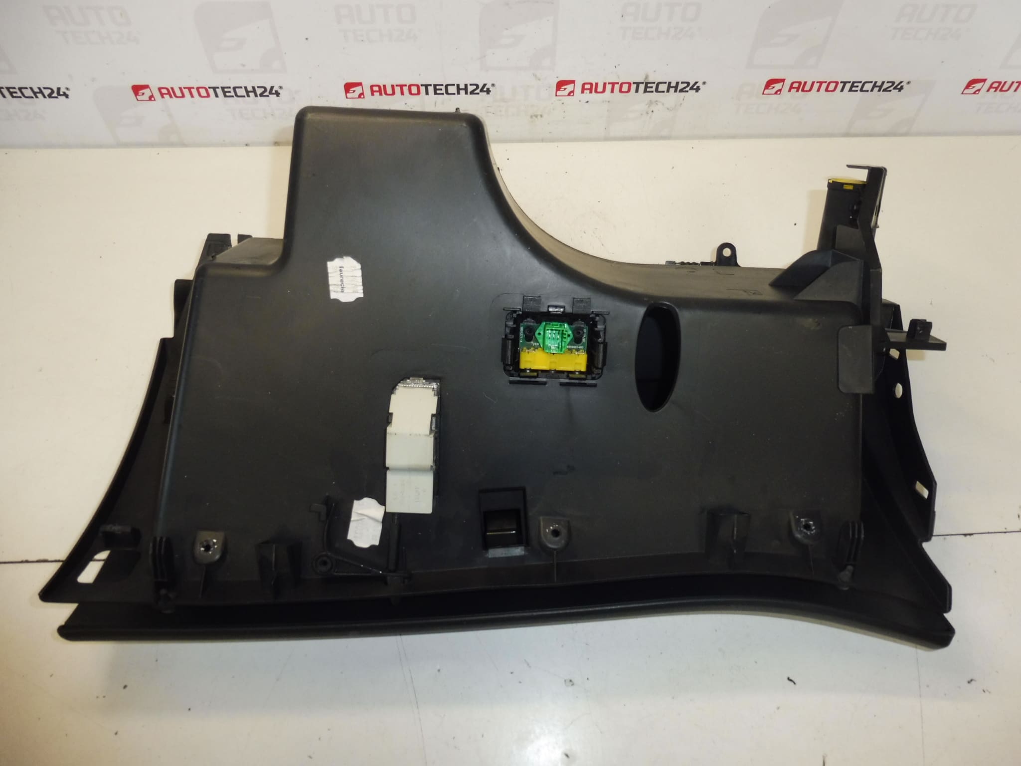 Кутия за съхранение Citroën C4 Picasso 8218FH 8218FF 8226CY - Image 2