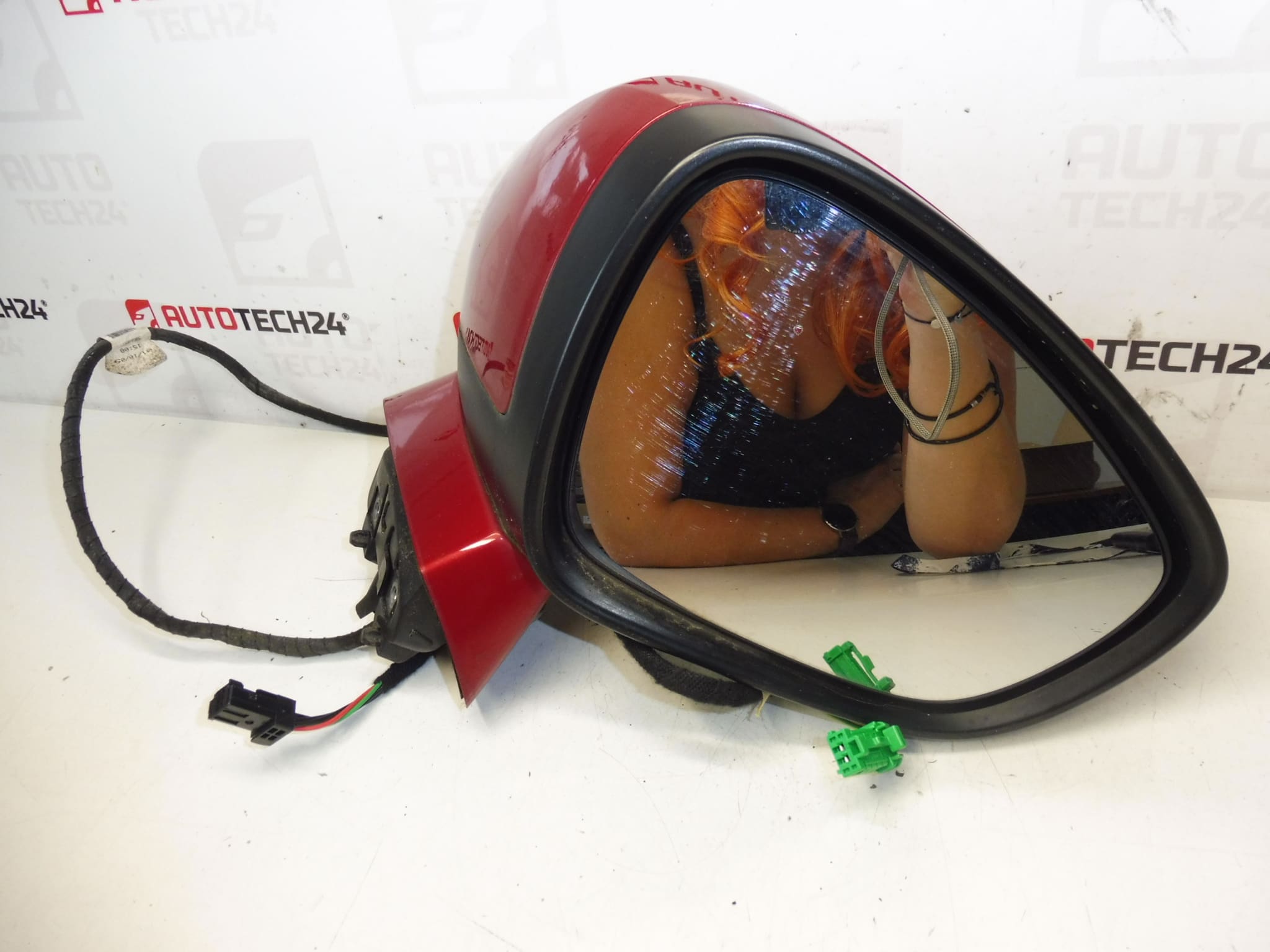 Дясно странично огледало Citroën C4 KKQD 9687130977 8154EH - Image 2